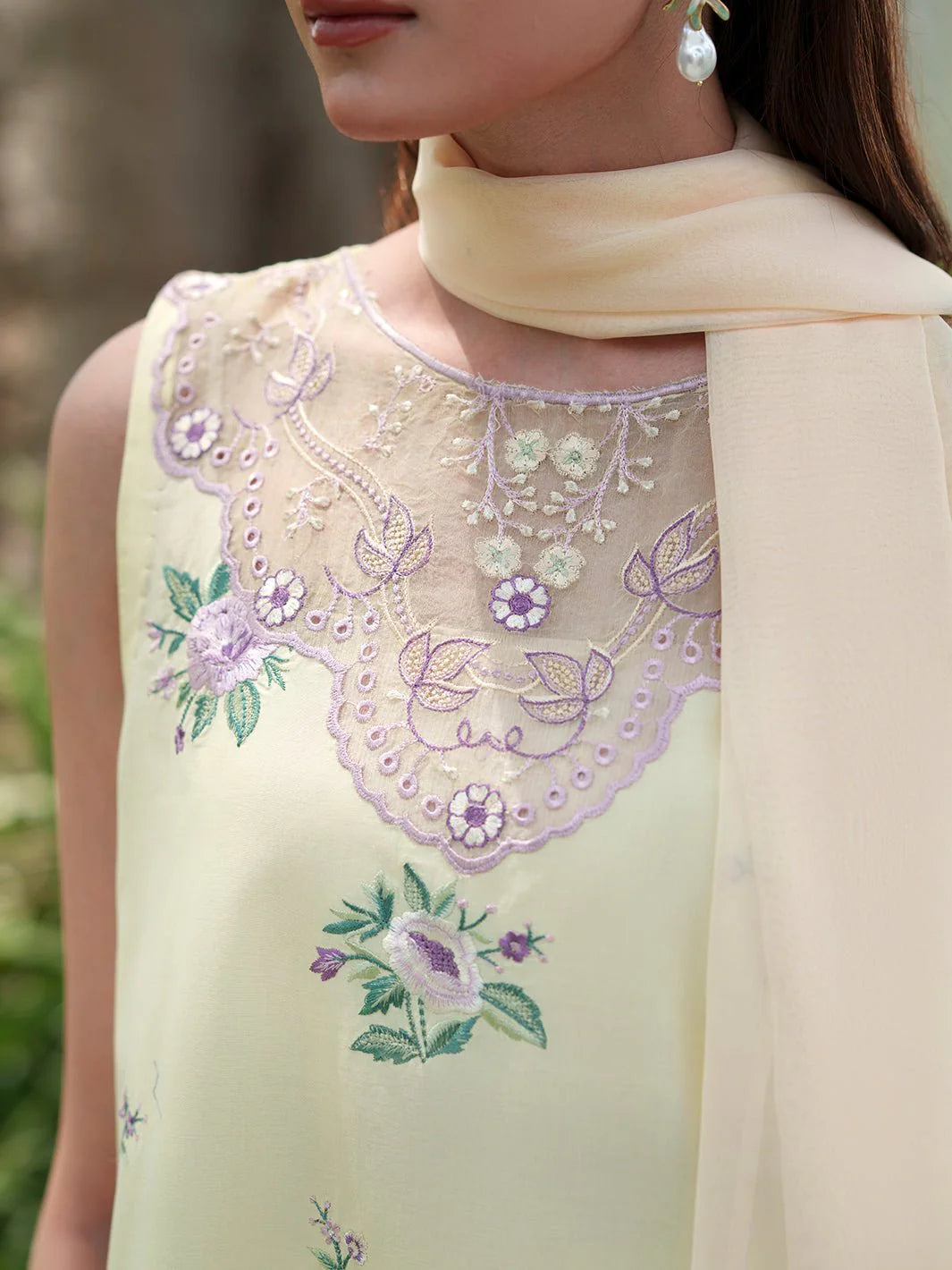 DEYAR THE GARDEN SUMMER EDIT BUTTERKISS