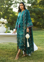 SADAF FAWAD SIRAA D-8B