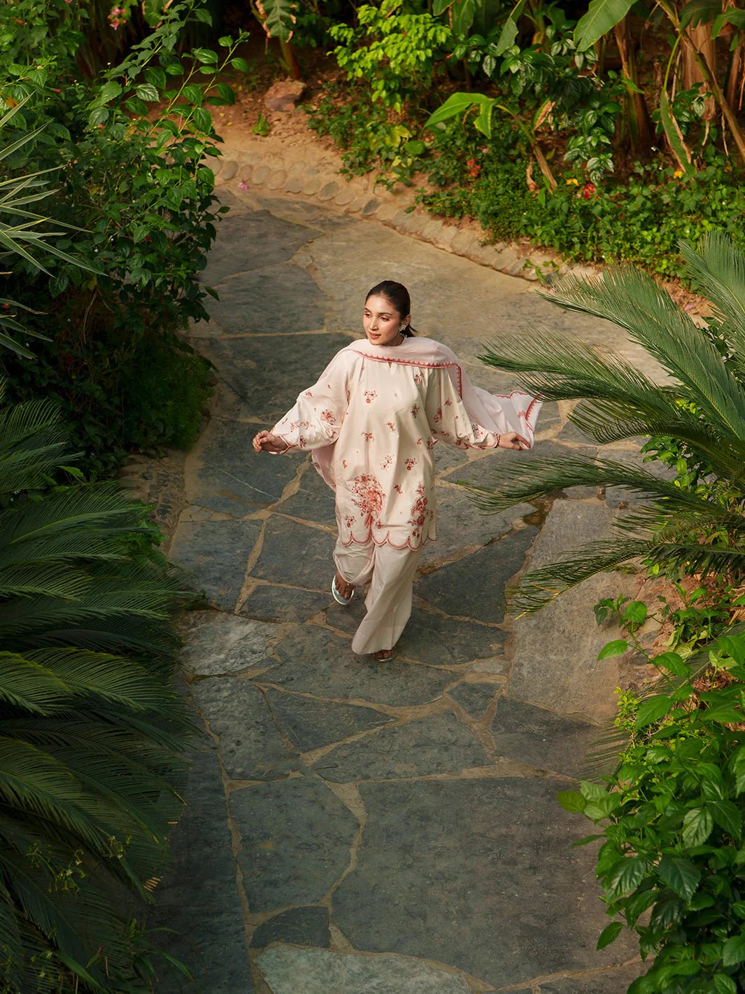 DEYAR THE GARDEN SUMMER EDIT ELARA