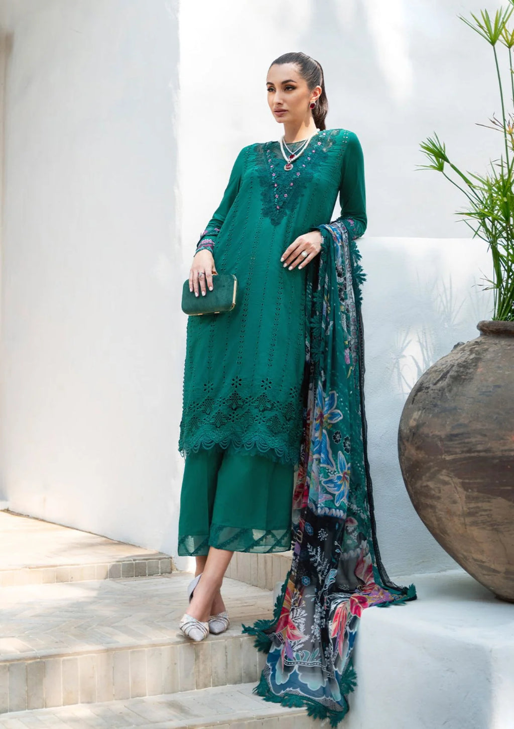 SR-10 SAIRA RIZWAN