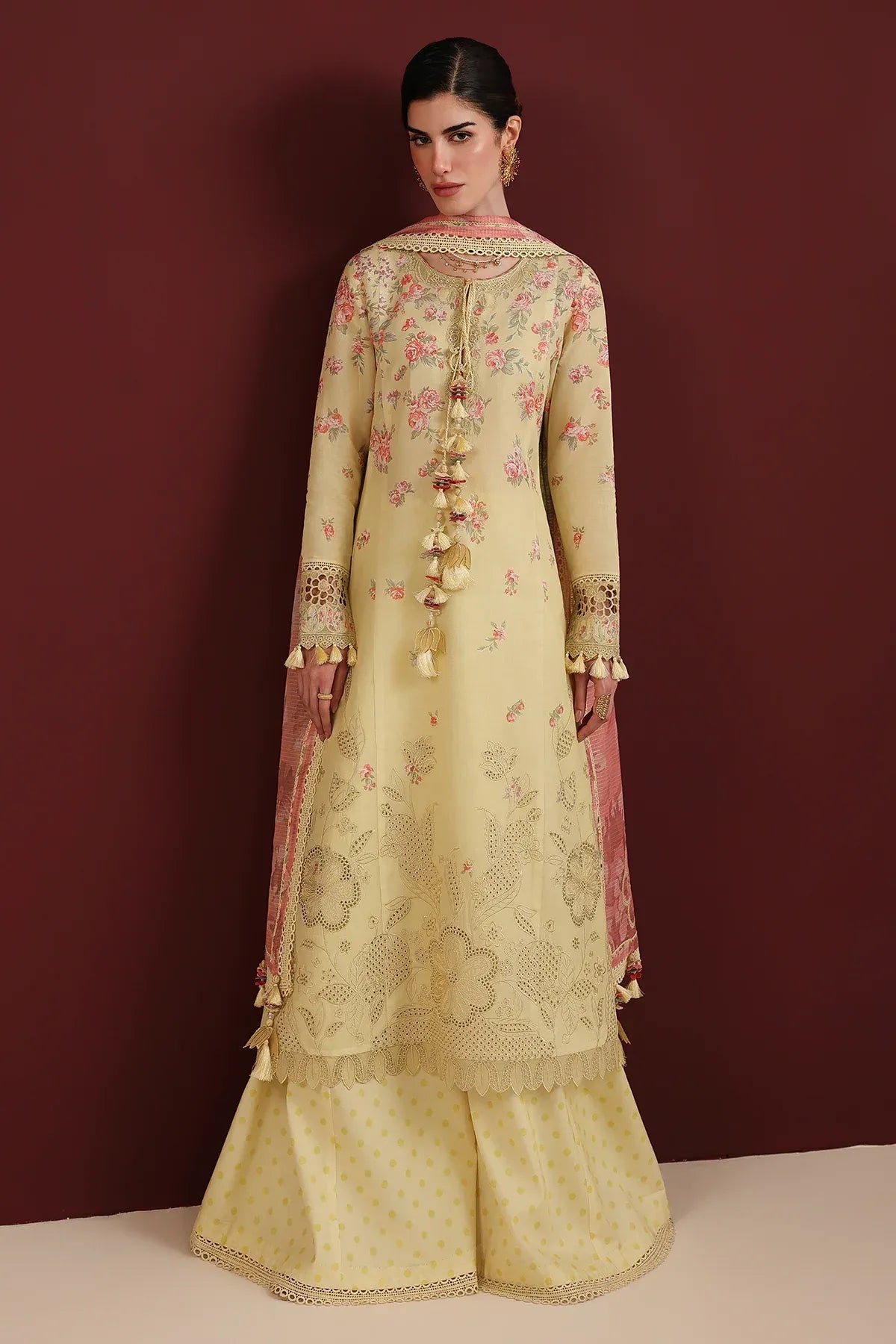 JAZMIN IRIS LUXURY LAWN IL26-D07