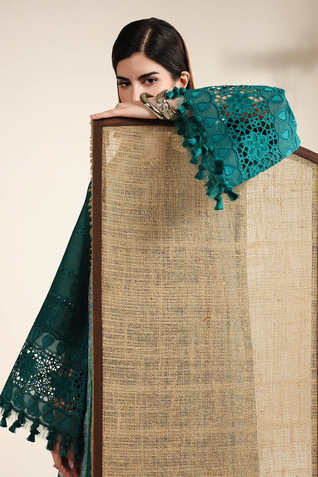 JAZMIN IRIS LUXURY LAWN IL26-D03