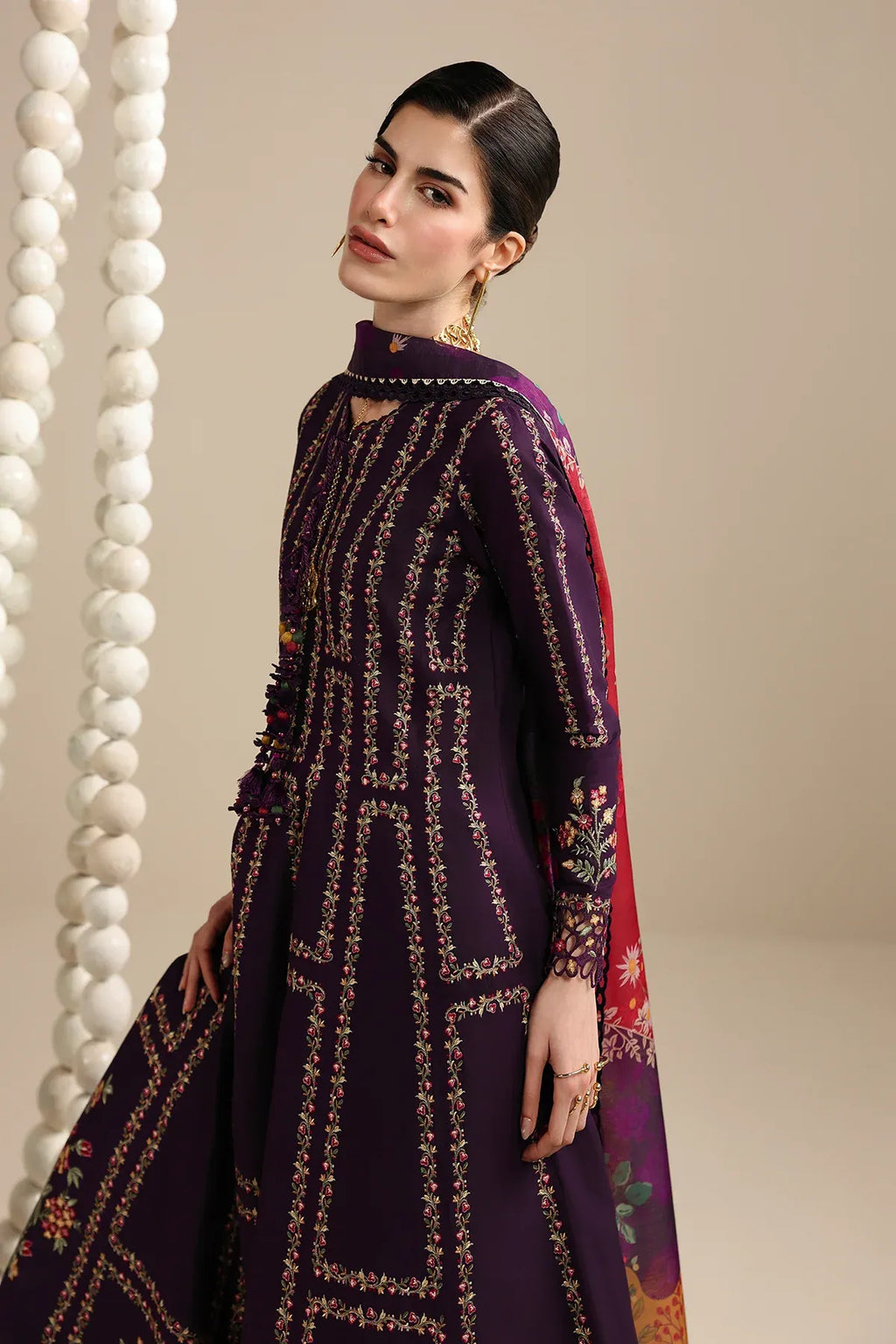 JAZMIN IRIS LUXURY LAWN IL26-D06