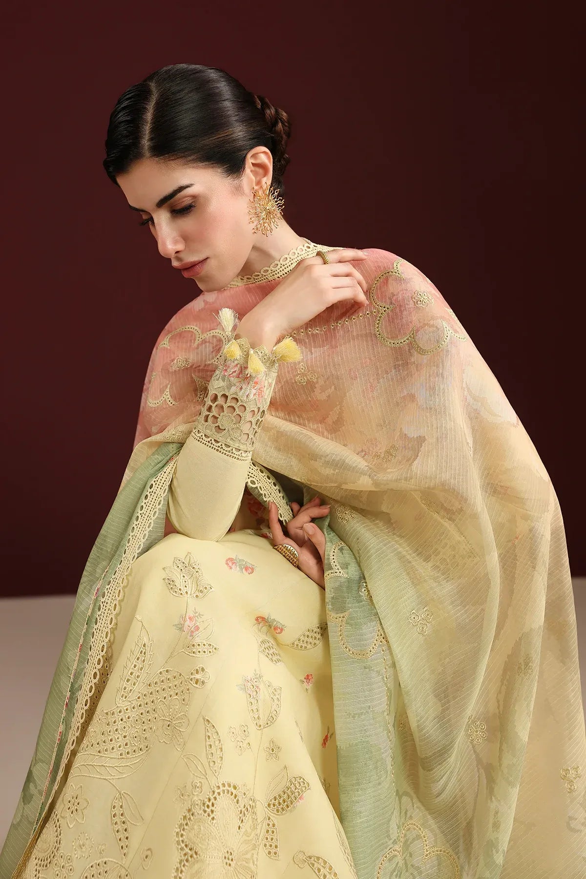 JAZMIN IRIS LUXURY LAWN IL26-D07