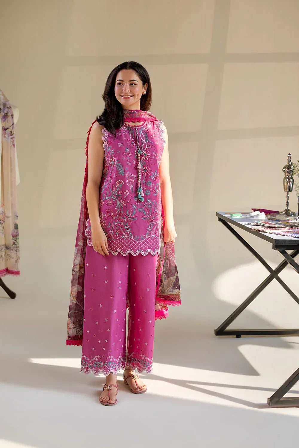 STITCHED BY CC SOBIA NAZIR VITAL VT26-7B 3PC ( SLEVELESS )