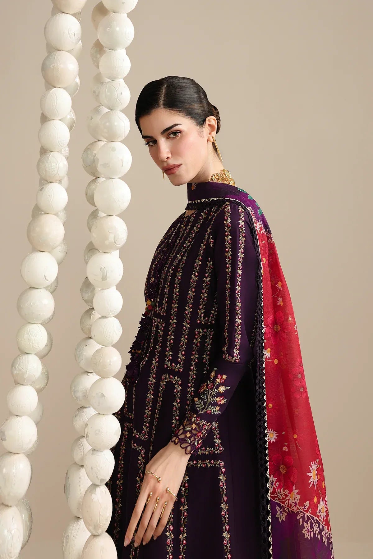 JAZMIN IRIS LUXURY LAWN IL26-D06