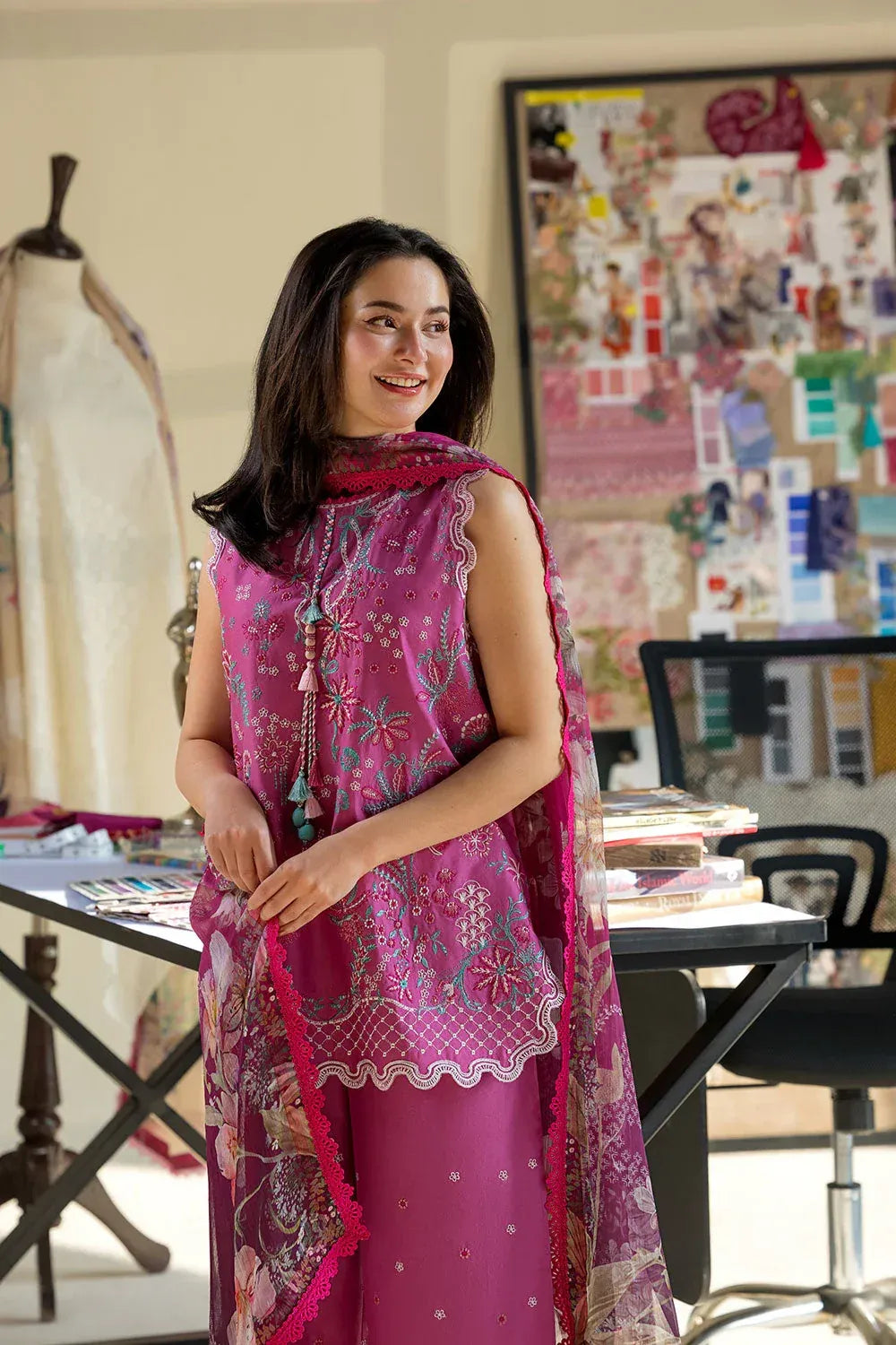 STITCHED BY CC SOBIA NAZIR VITAL VT26-7B 3PC ( SLEVELESS )