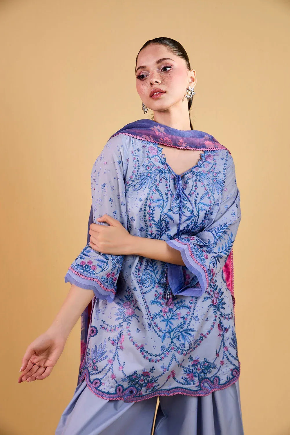 STITCHED BY CC SOBIA NAZIR VITAL D- 3A 3PC