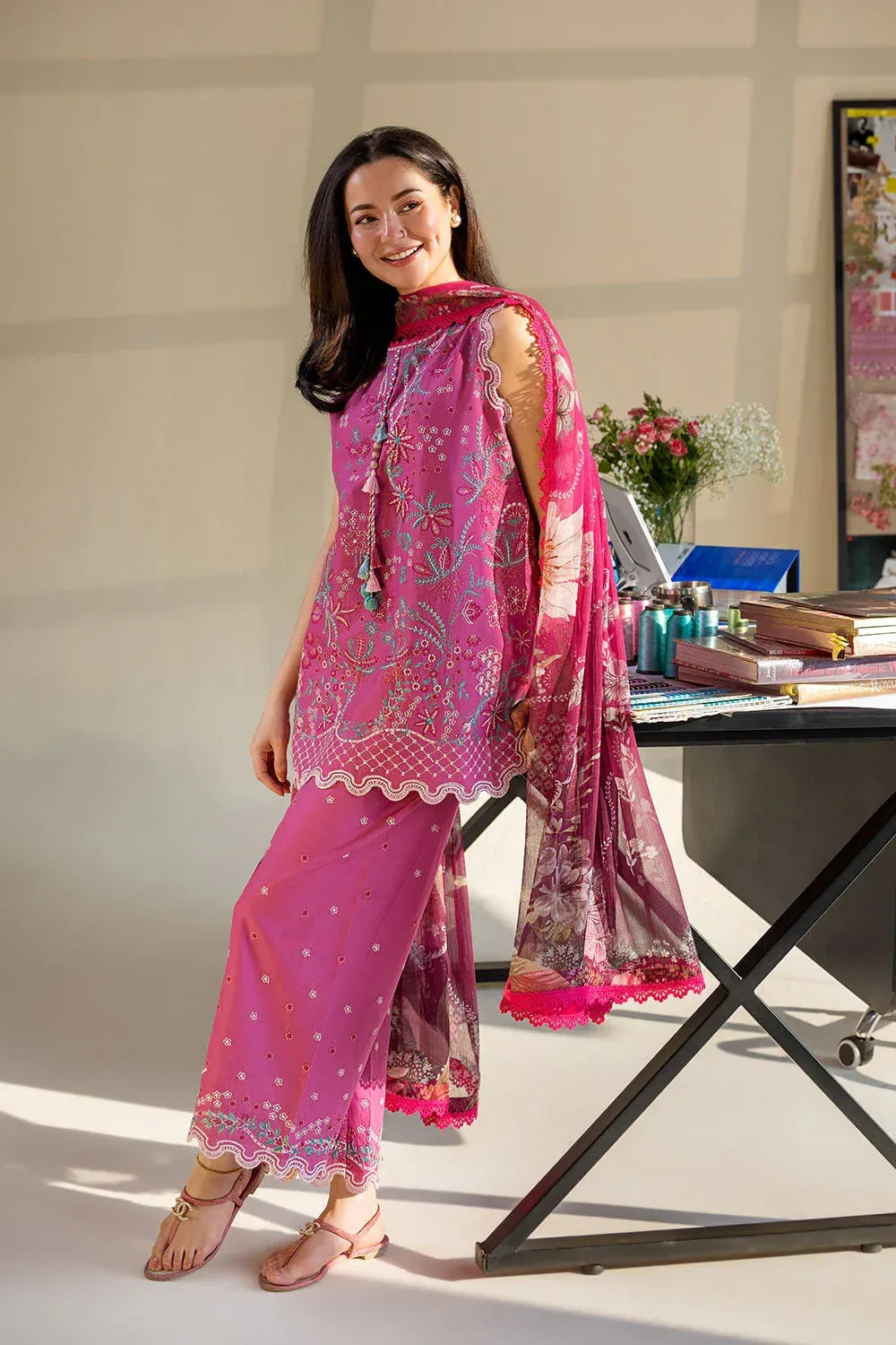 STITCHED BY CC SOBIA NAZIR VITAL VT26-7B 3PC ( SLEVELESS )