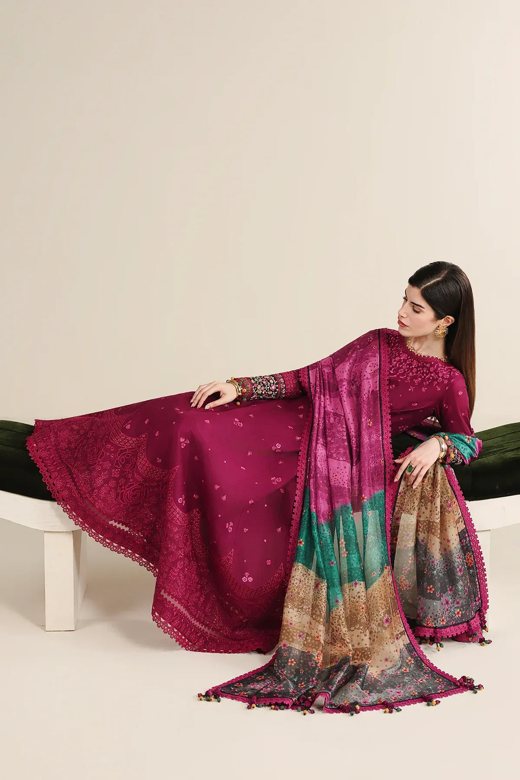 JAZMIN IRIS LUXURY LAWN IL26-D02