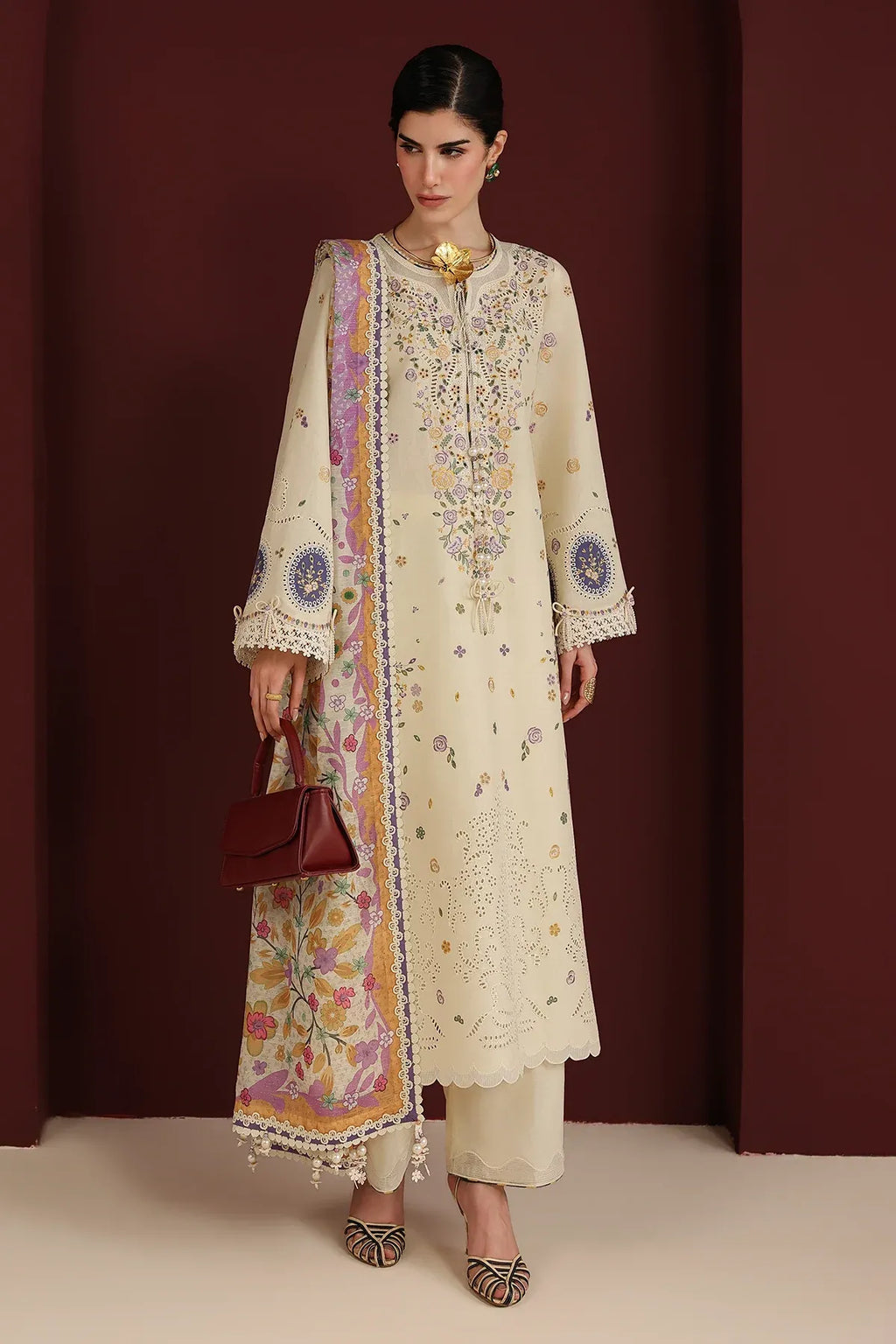 JAZMIN IRIS LUXURY LAWN IL26-D01