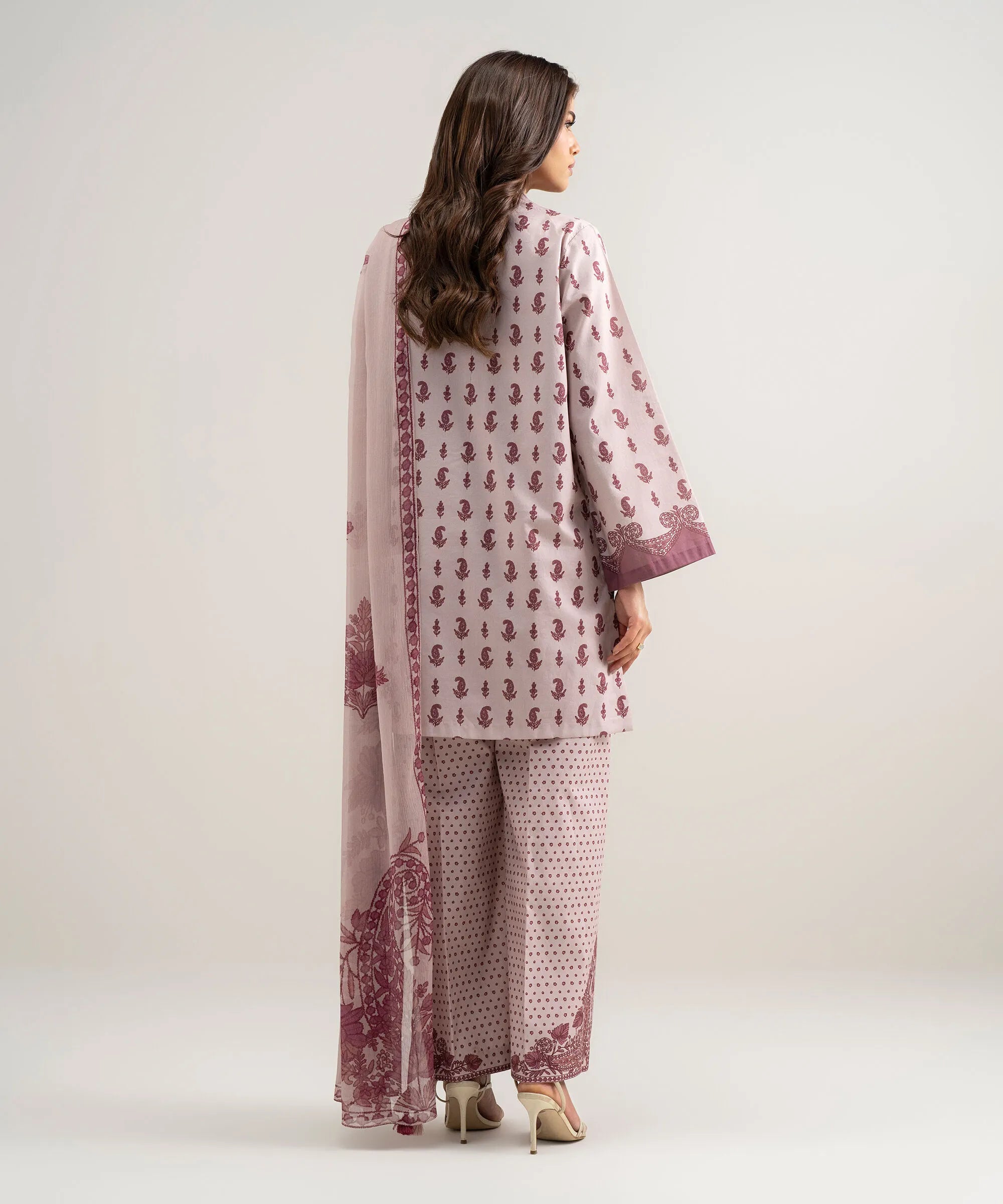 SAPPHIRE PRINTED LAWN U3P-DYS26V3-146 3PC