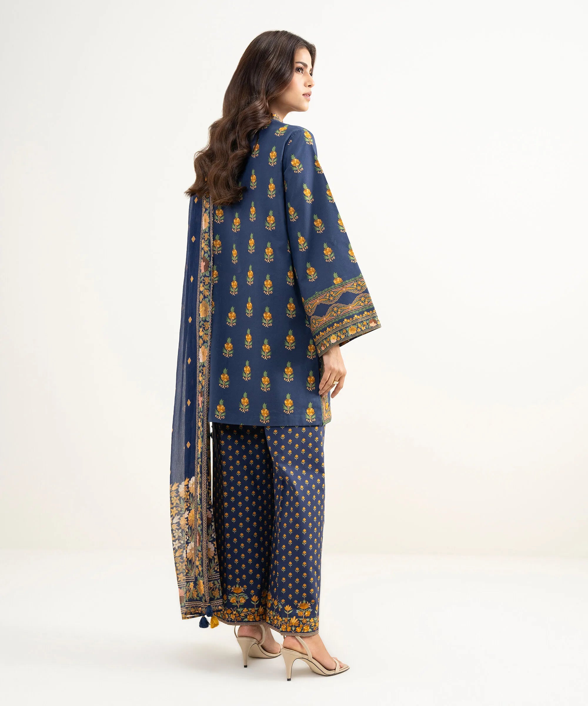 SAPPHIRE PRINTED LAWN U3P-DYS26V3-147 3PC