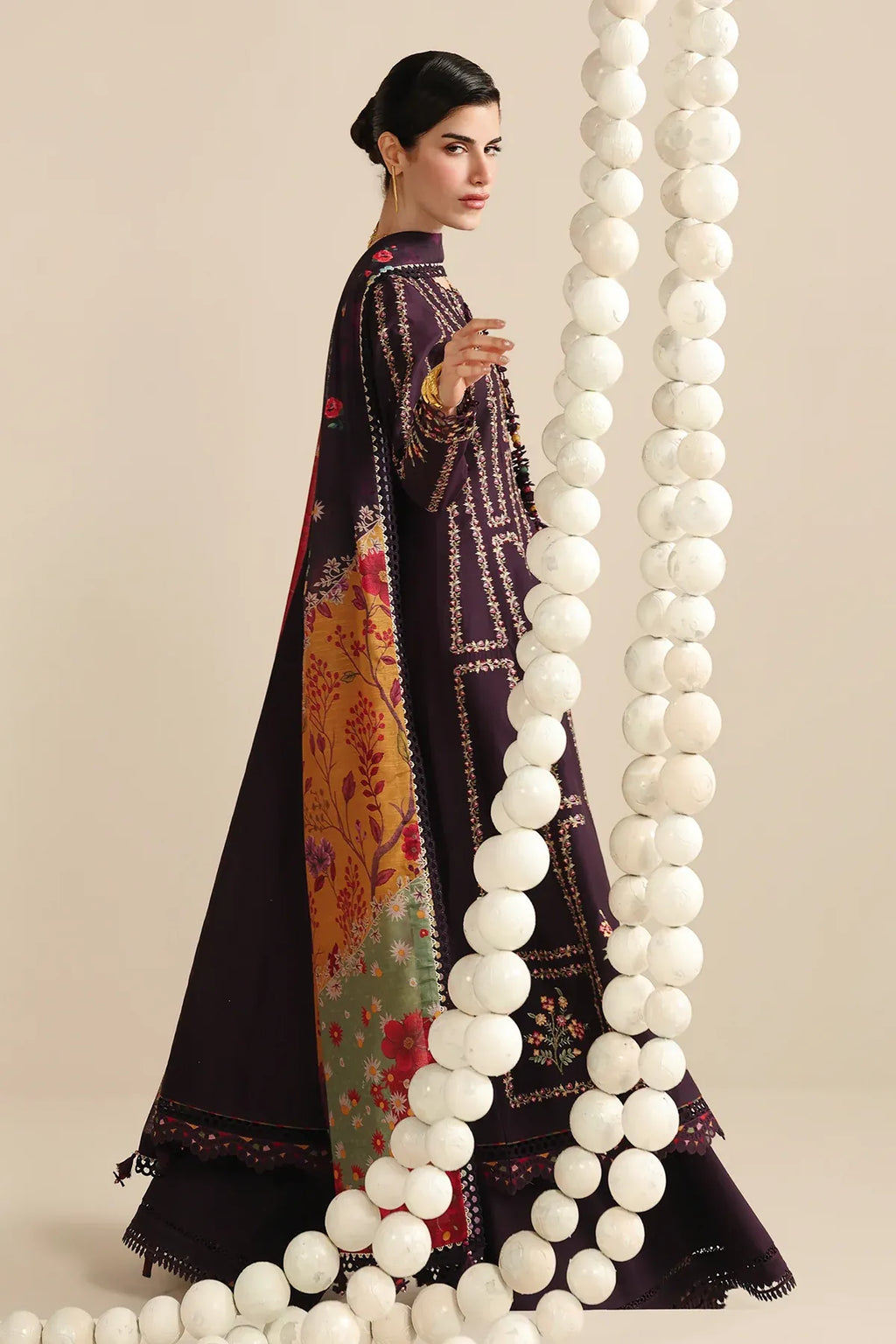 JAZMIN IRIS LUXURY LAWN IL26-D06