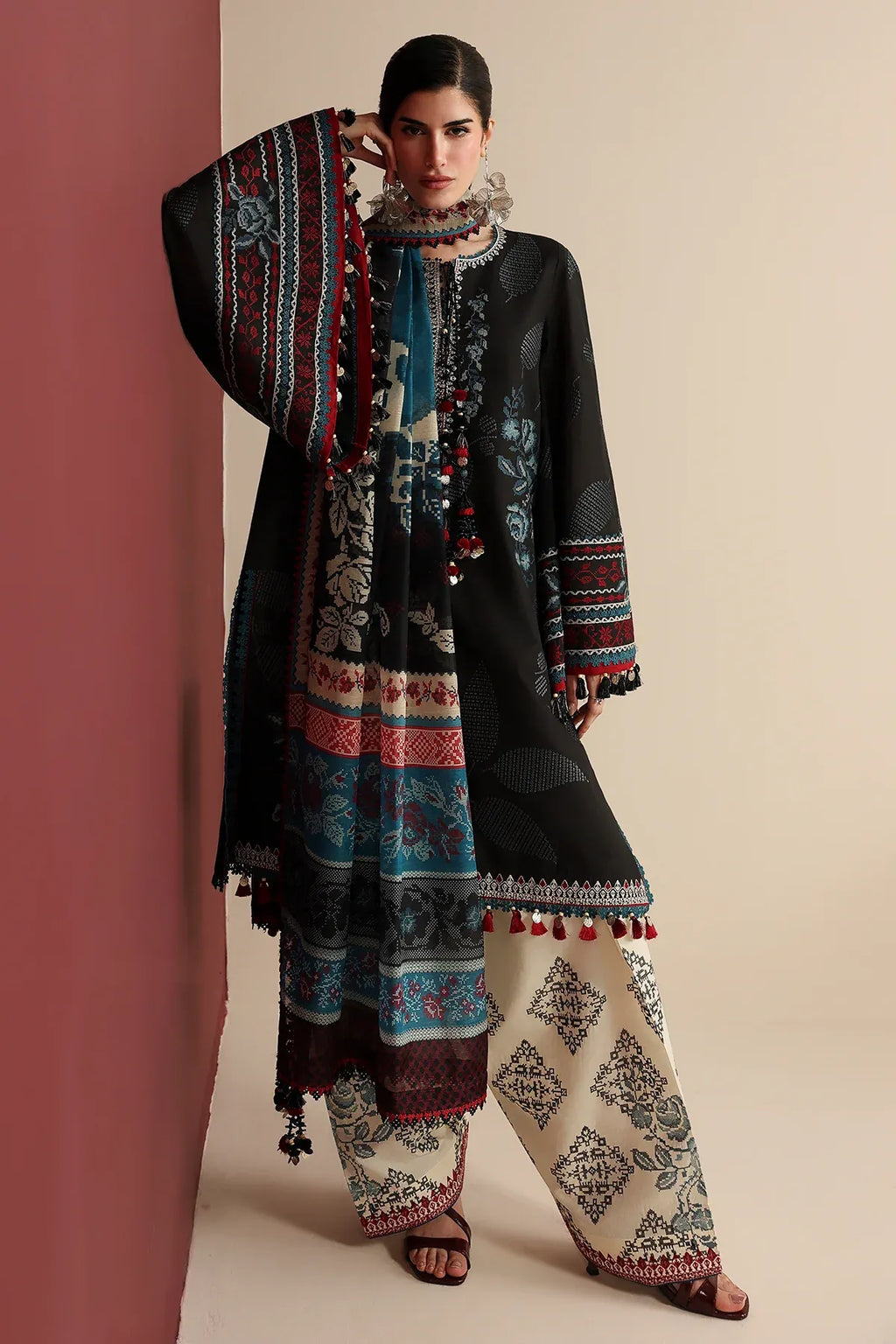 JAZMIN IRIS LUXURY LAWN IL26-D05