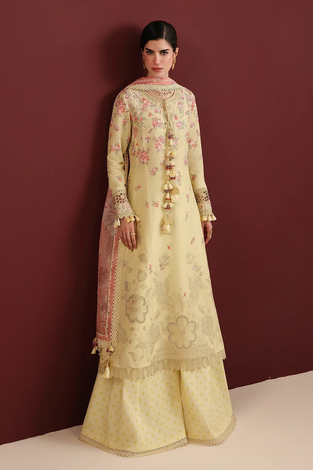JAZMIN IRIS LUXURY LAWN IL26-D07