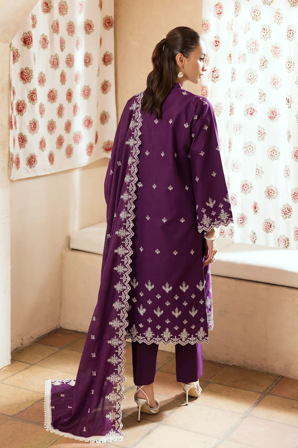 RAJBARI NISSA SUMMER CHIKANKARI D-04