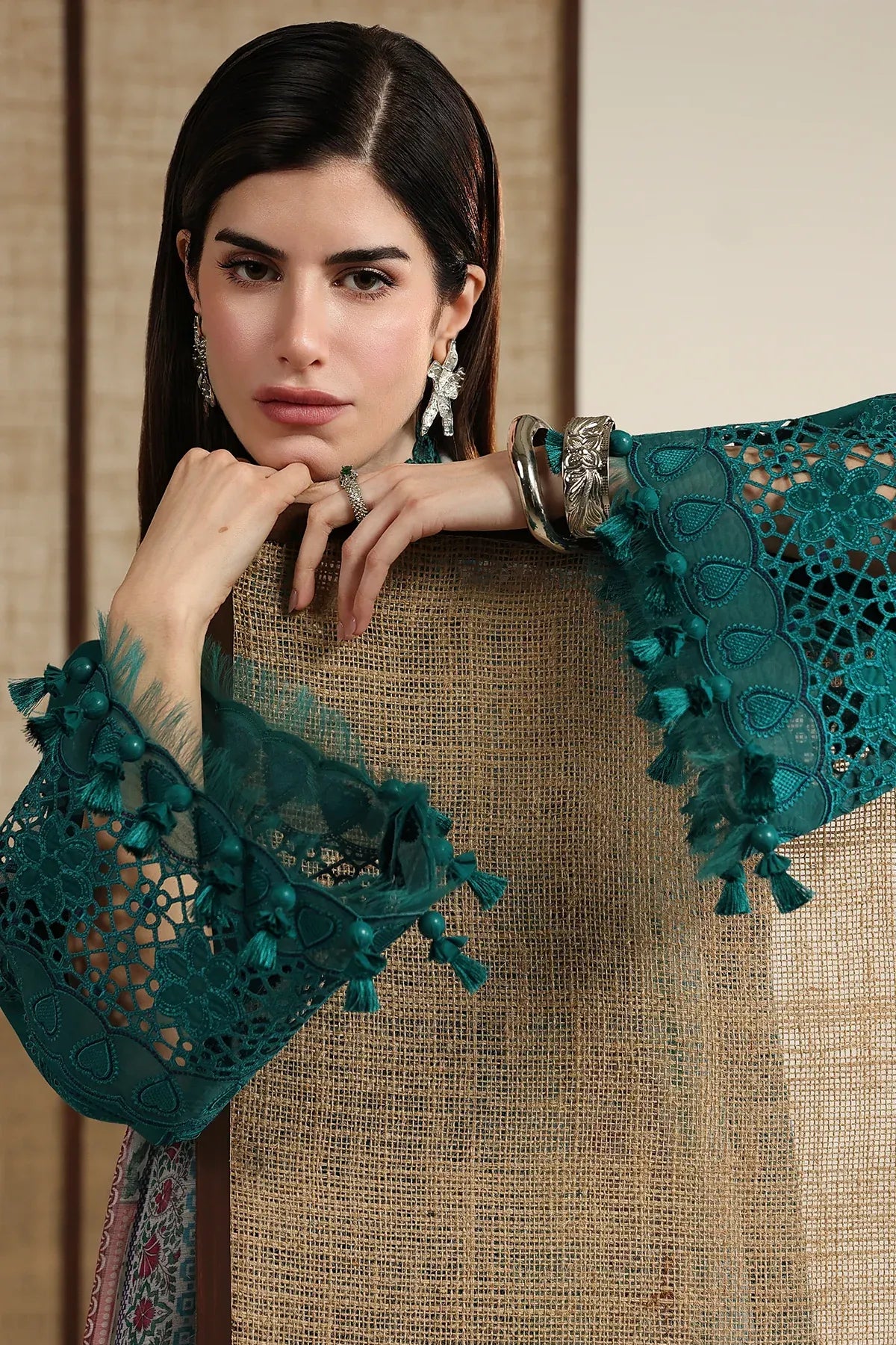 JAZMIN IRIS LUXURY LAWN IL26-D03