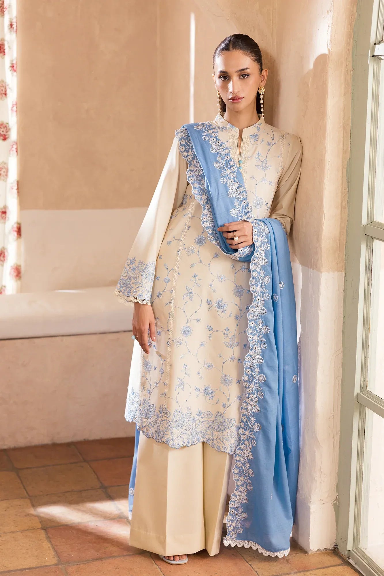 RAJBARI NISSA SUMMER CHIKANKARI D-02