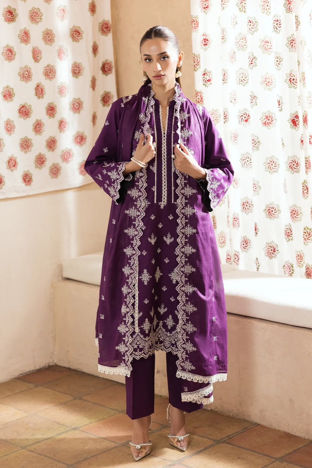 RAJBARI NISSA SUMMER CHIKANKARI D-04
