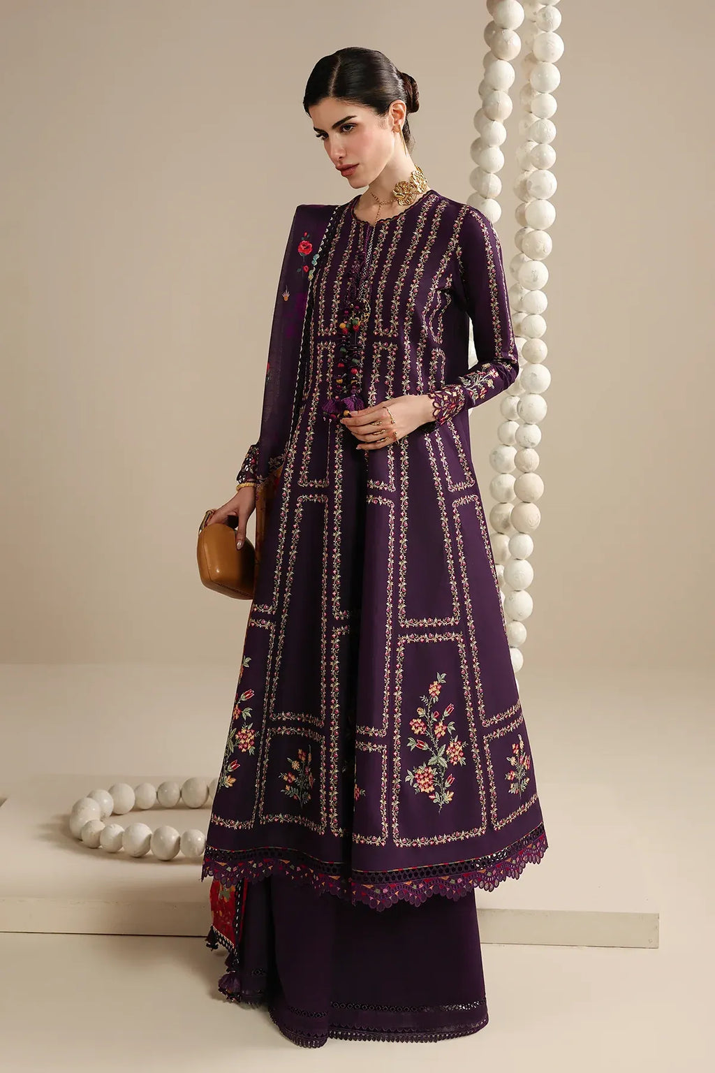 JAZMIN IRIS LUXURY LAWN IL26-D06