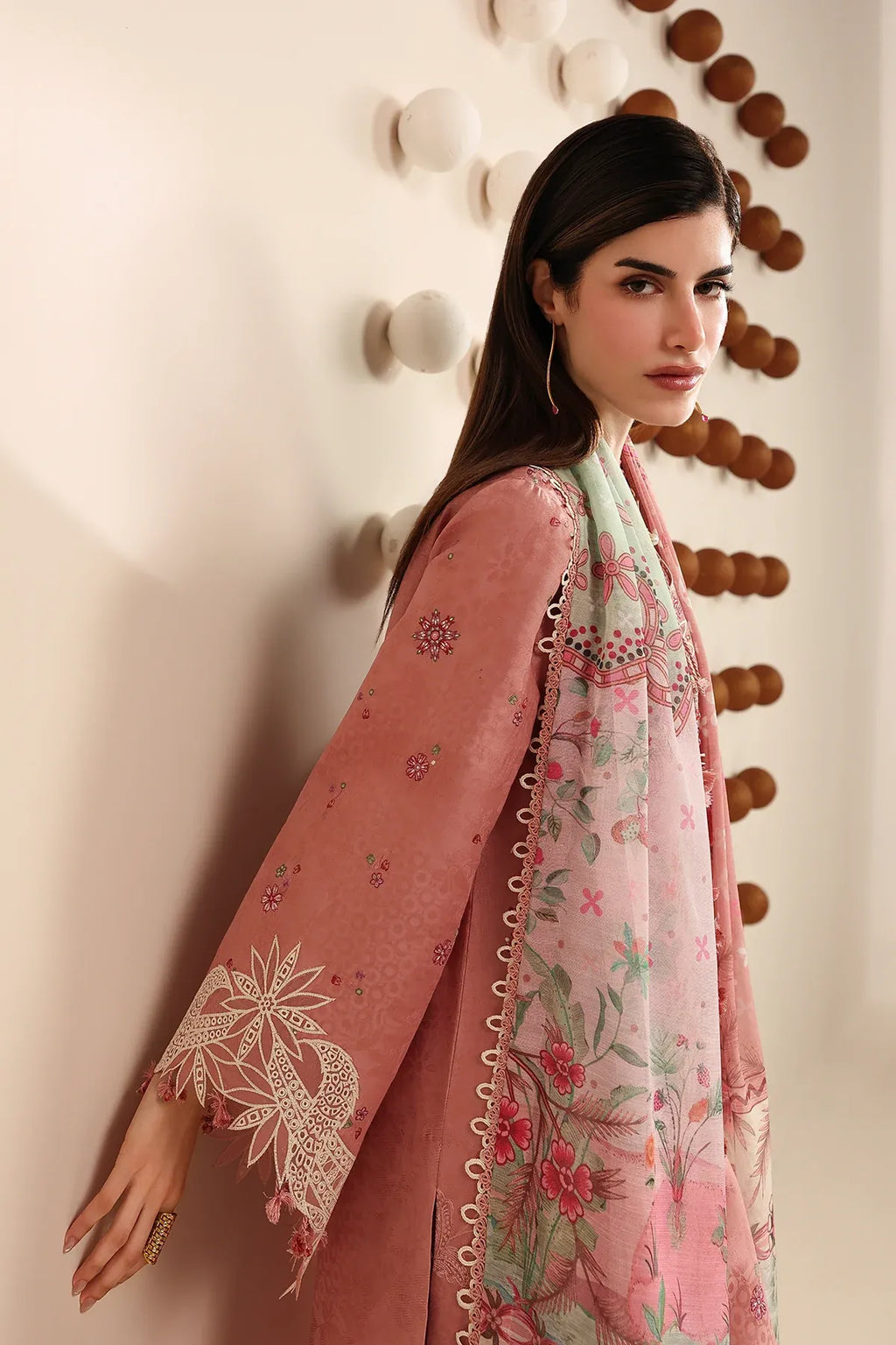 JAZMIN IRIS LUXURY LAWN IL26-D04