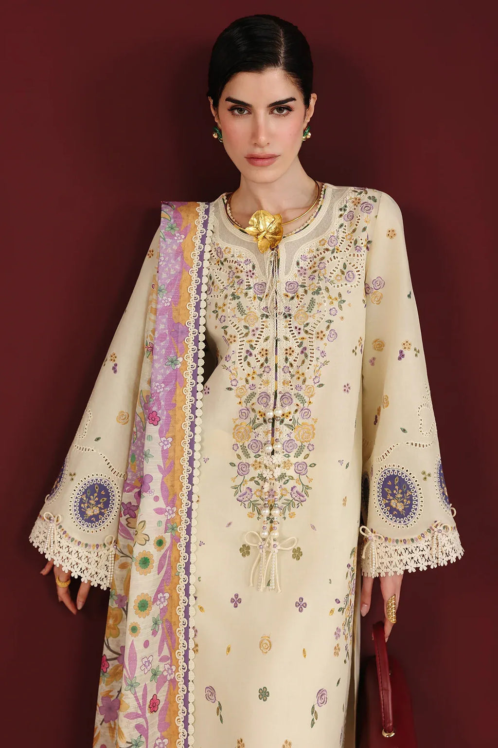 JAZMIN IRIS LUXURY LAWN IL26-D01