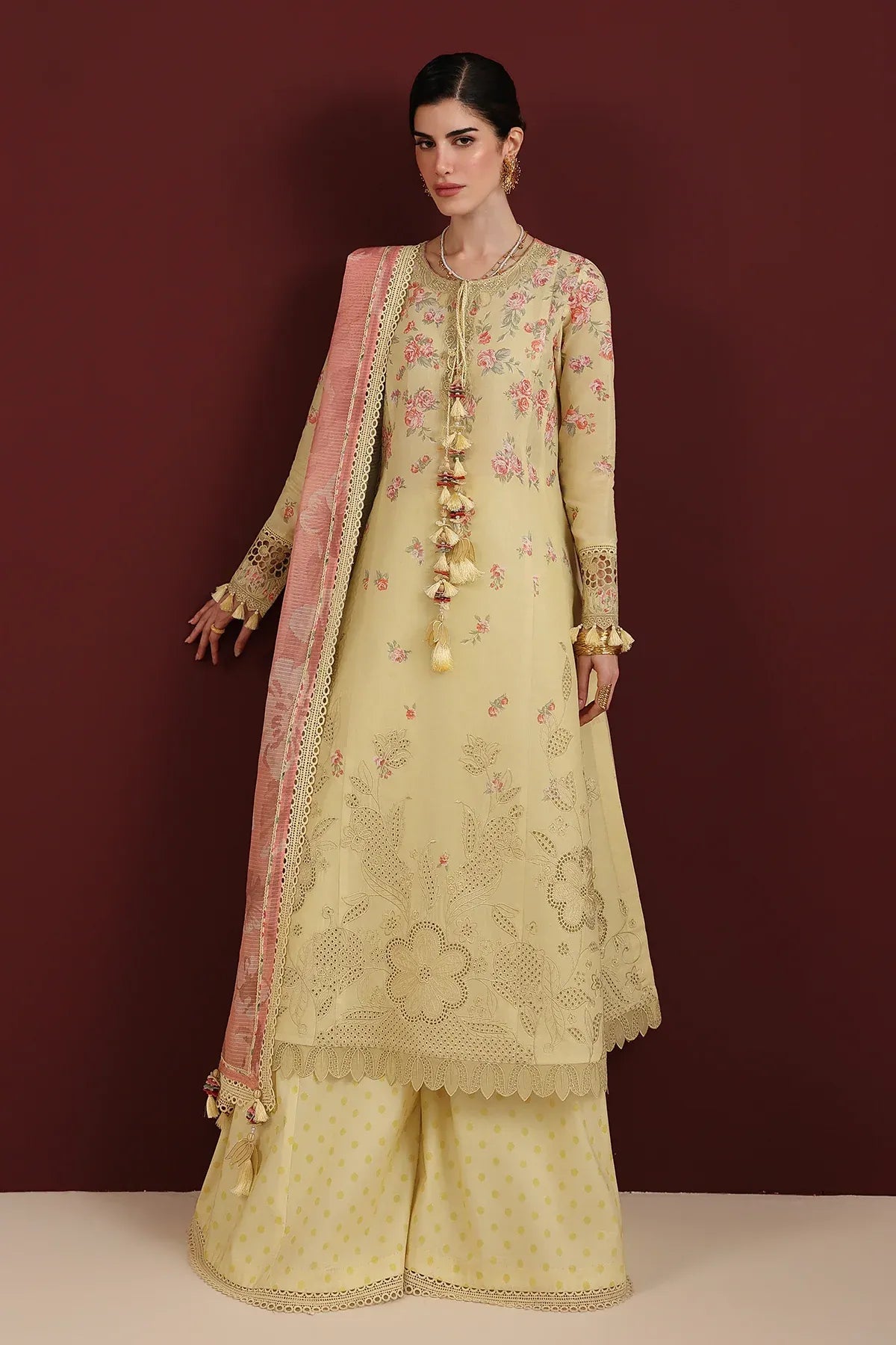 JAZMIN IRIS LUXURY LAWN IL26-D07