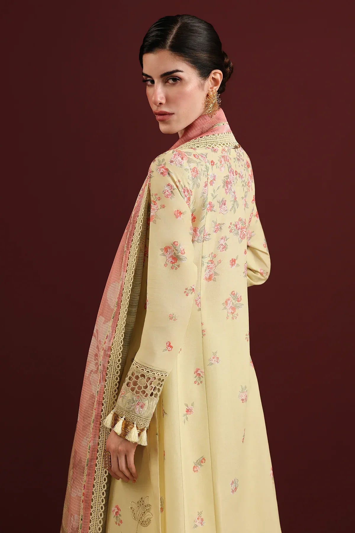 JAZMIN IRIS LUXURY LAWN IL26-D07