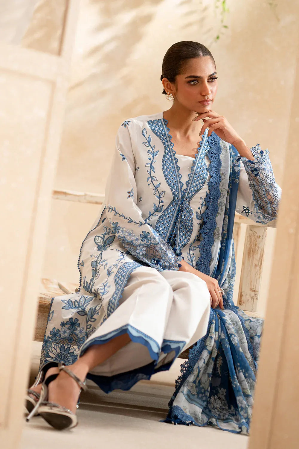 ETHNIC E0541-203-003 3PC