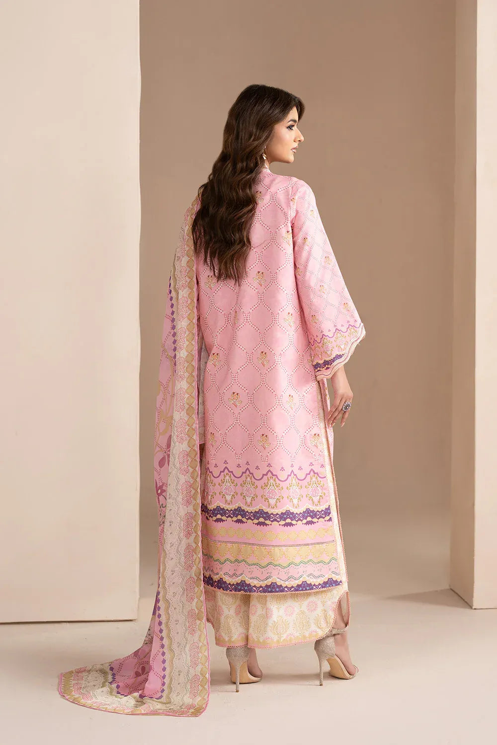 MARYUM N MARIA EMBROIDERED PRINT LAWN VARA
