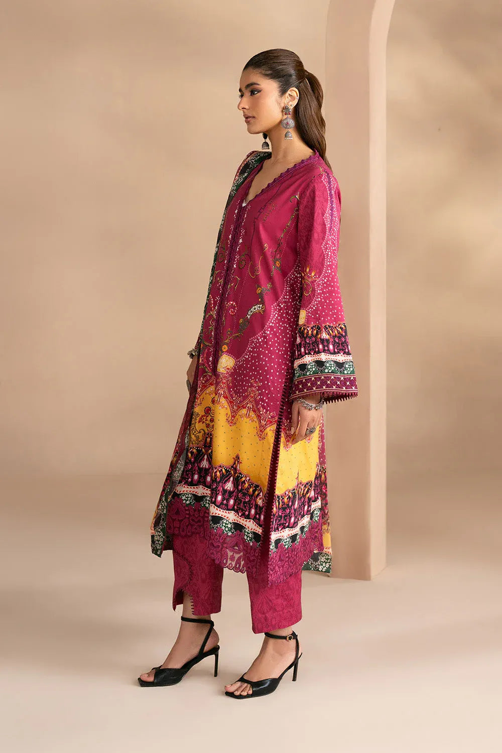 MARYUM N MARIA EMBROIDERED PRINT LAWN VISMITA