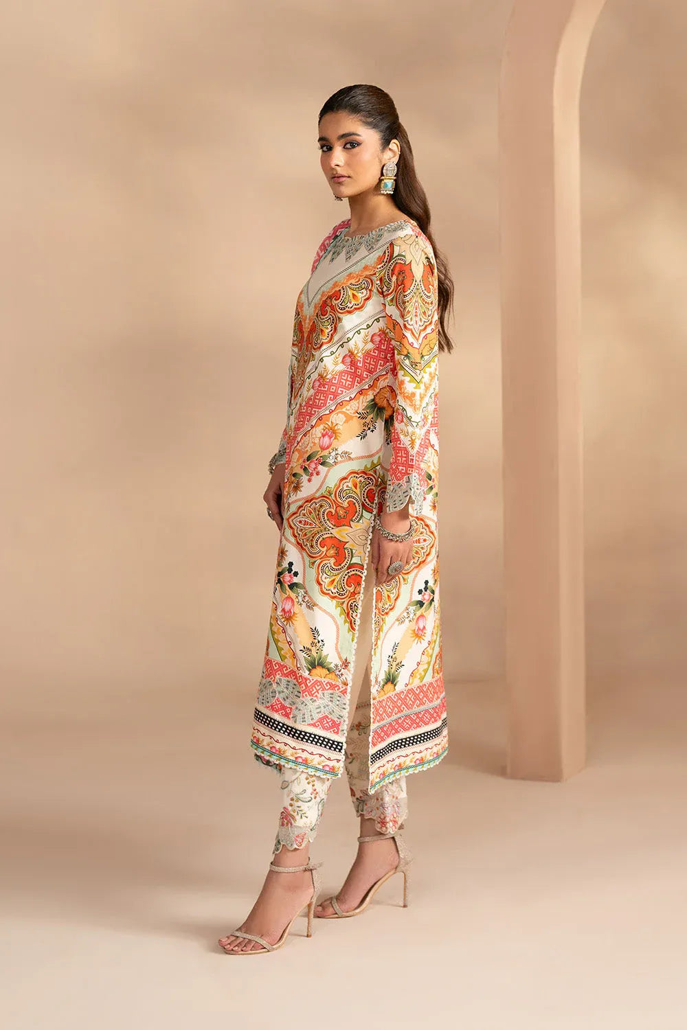 MARYUM N MARIA EMBROIDERED PRINT LAWN VILINA