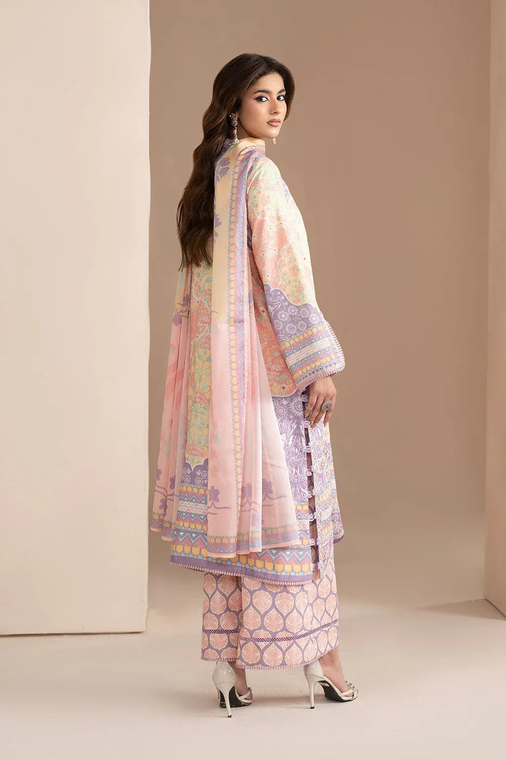 MARYUM N MARIA EMBROIDERED PRINT LAWN VINUTHA