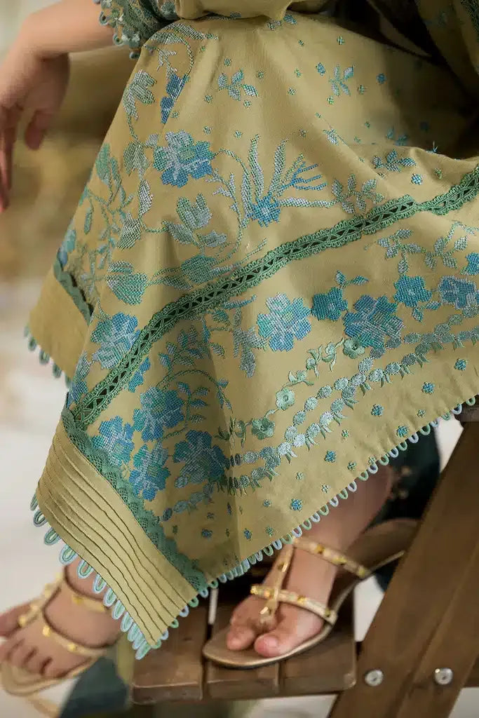 SOBIA NAZIR D-6B