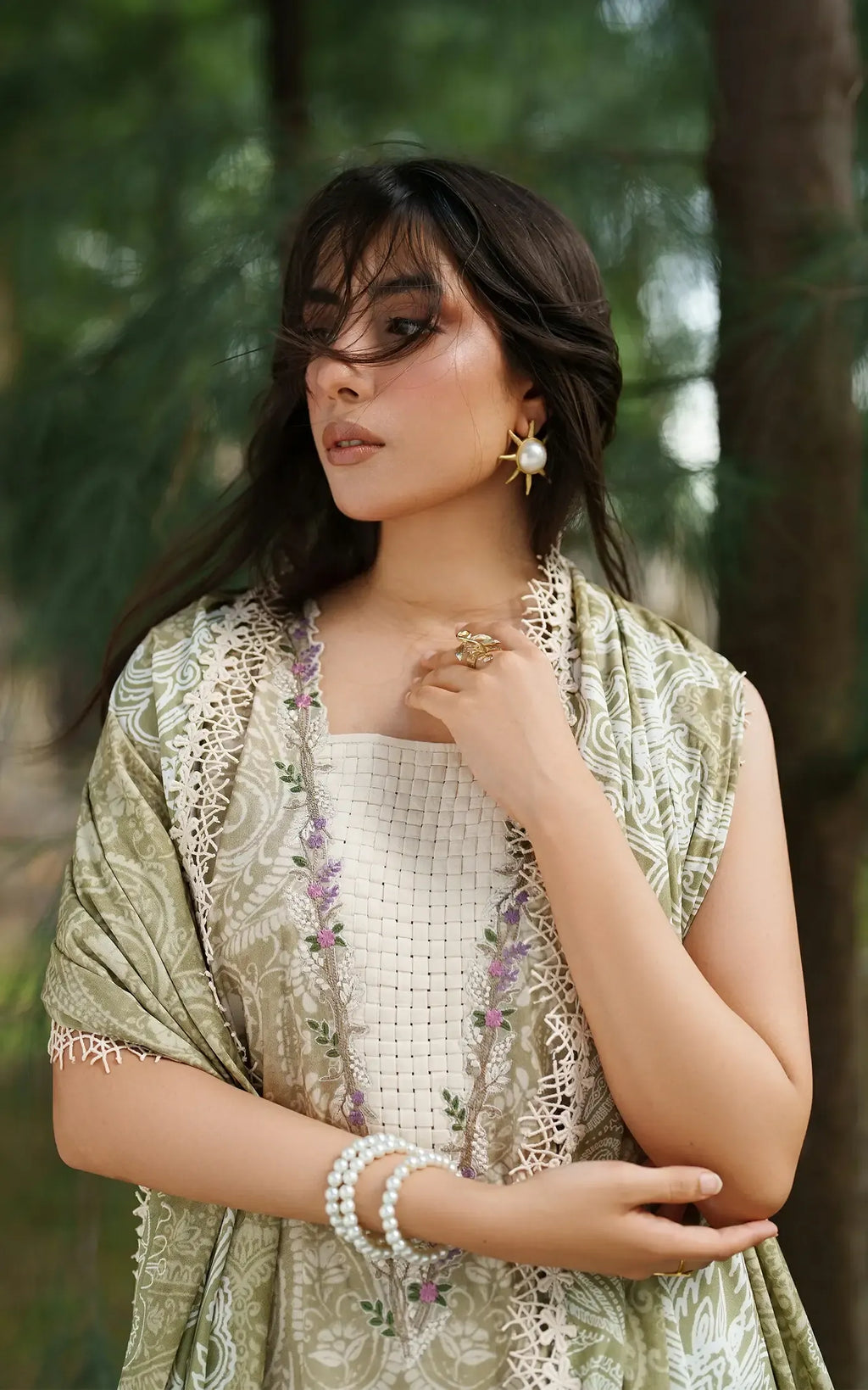 ASIFA NABEEL MERAKI MWC25-07