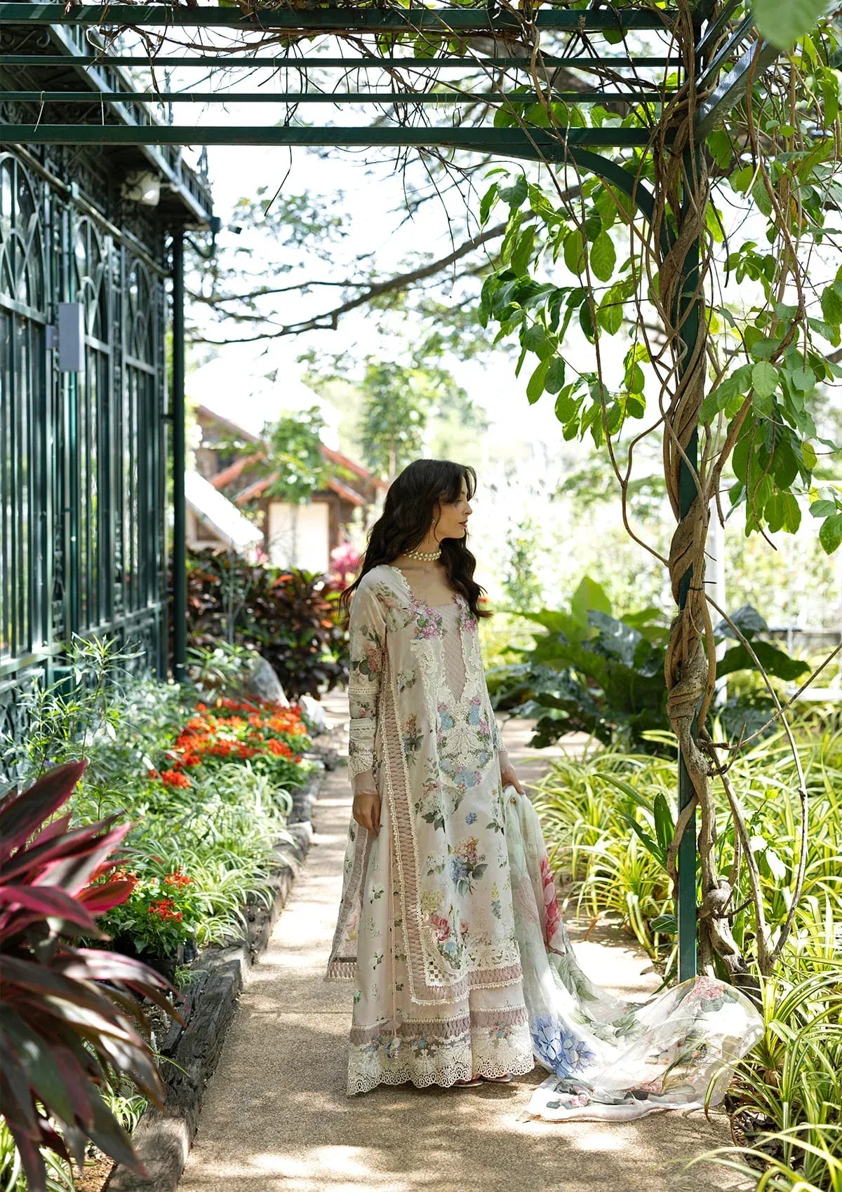 ELAF SIGNATURE EMBROIDERED COLLECTION ESA-4A