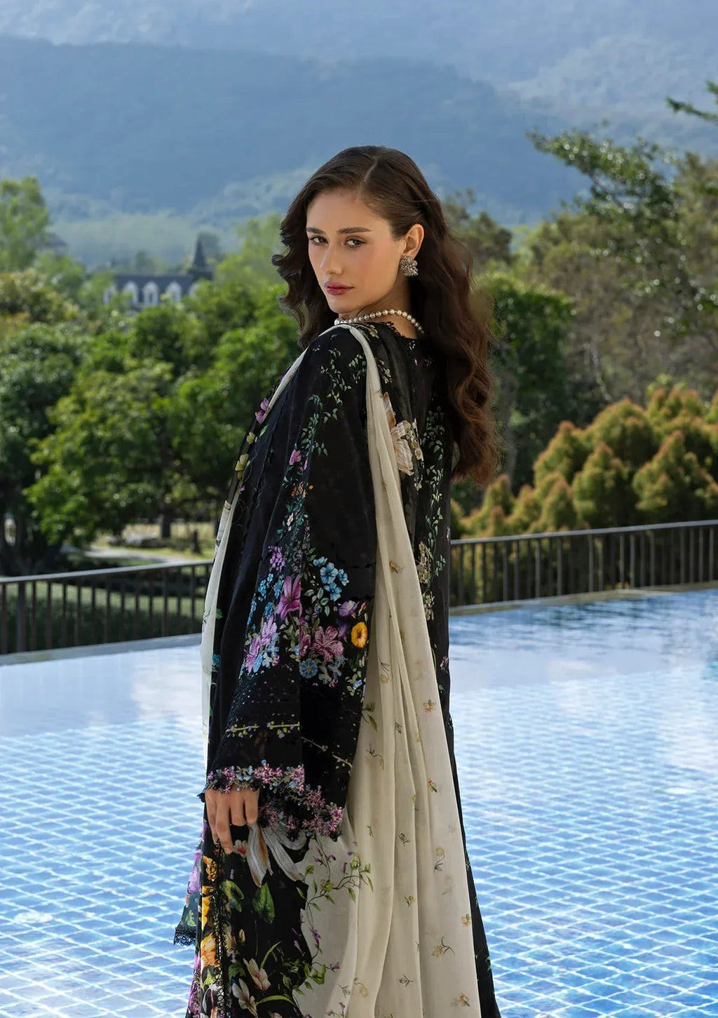 ELAF SIGNATURE EMBROIDERED COLLECTION ESA-1B