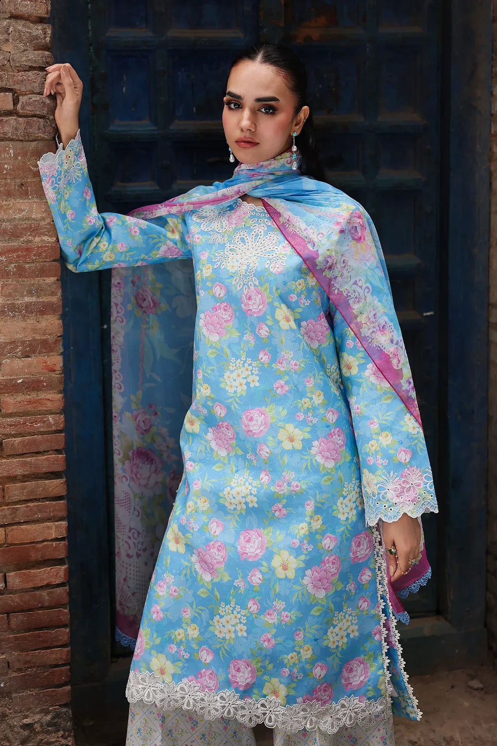 RAJBARI NISSA FLORAL SYMPHONY D-02