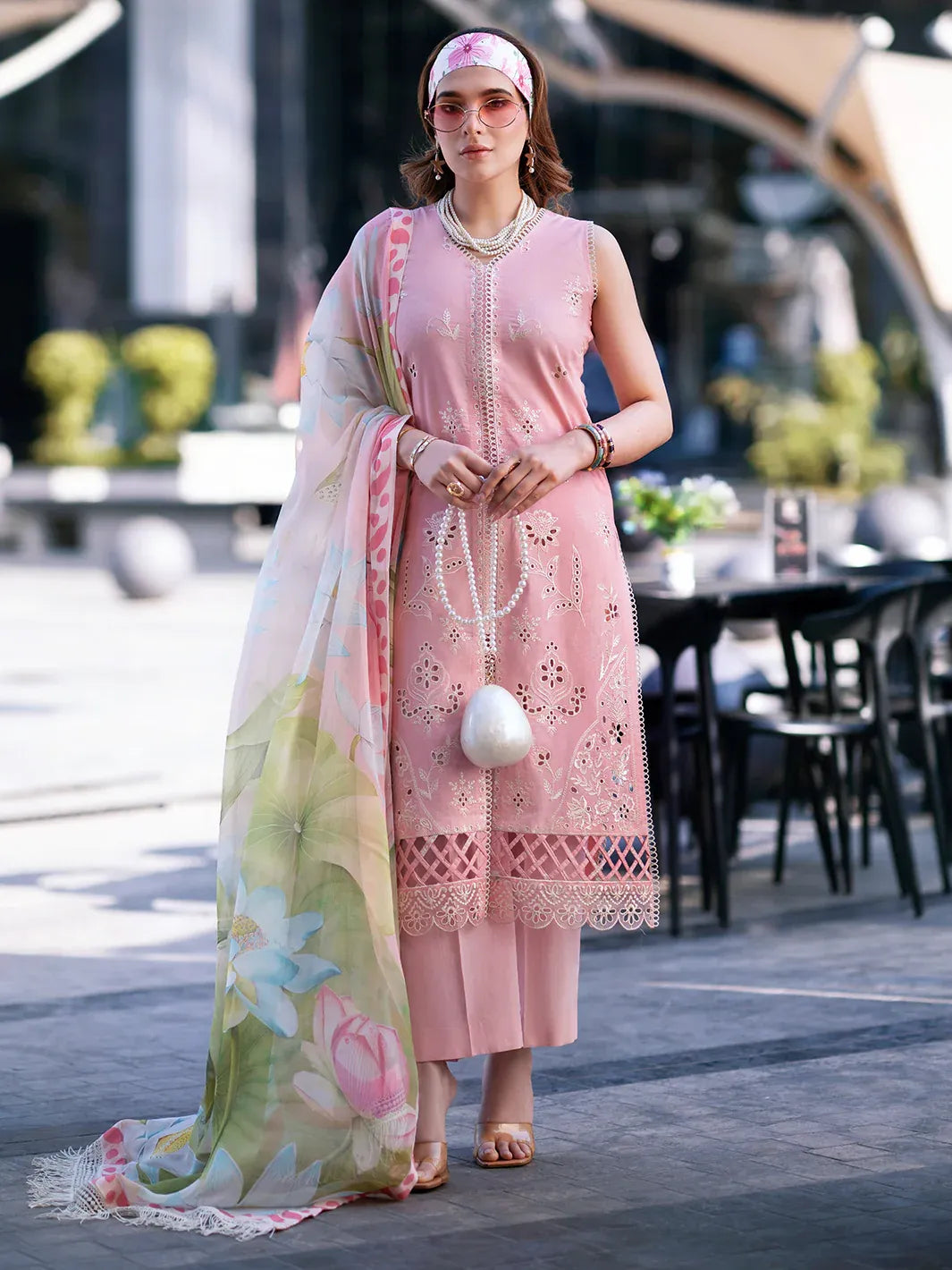 MAHNUR BROADWAY LAWN BW-008