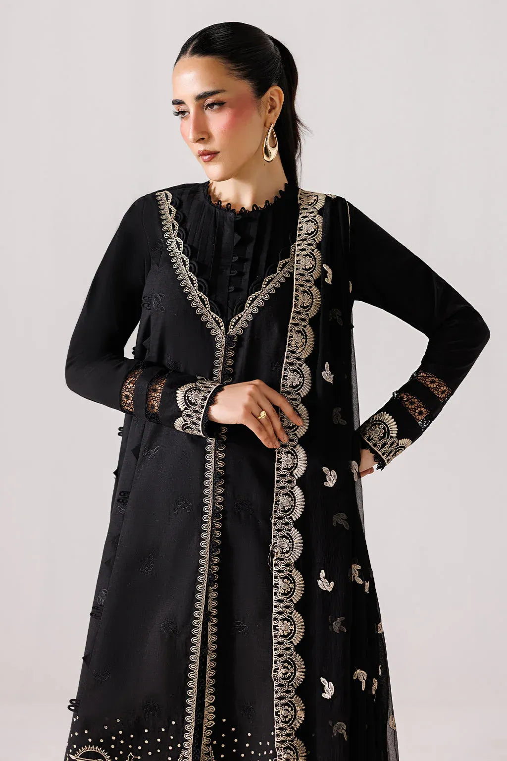 EMAAN ADEEL BEYOND BASICS ELEVE 3PC