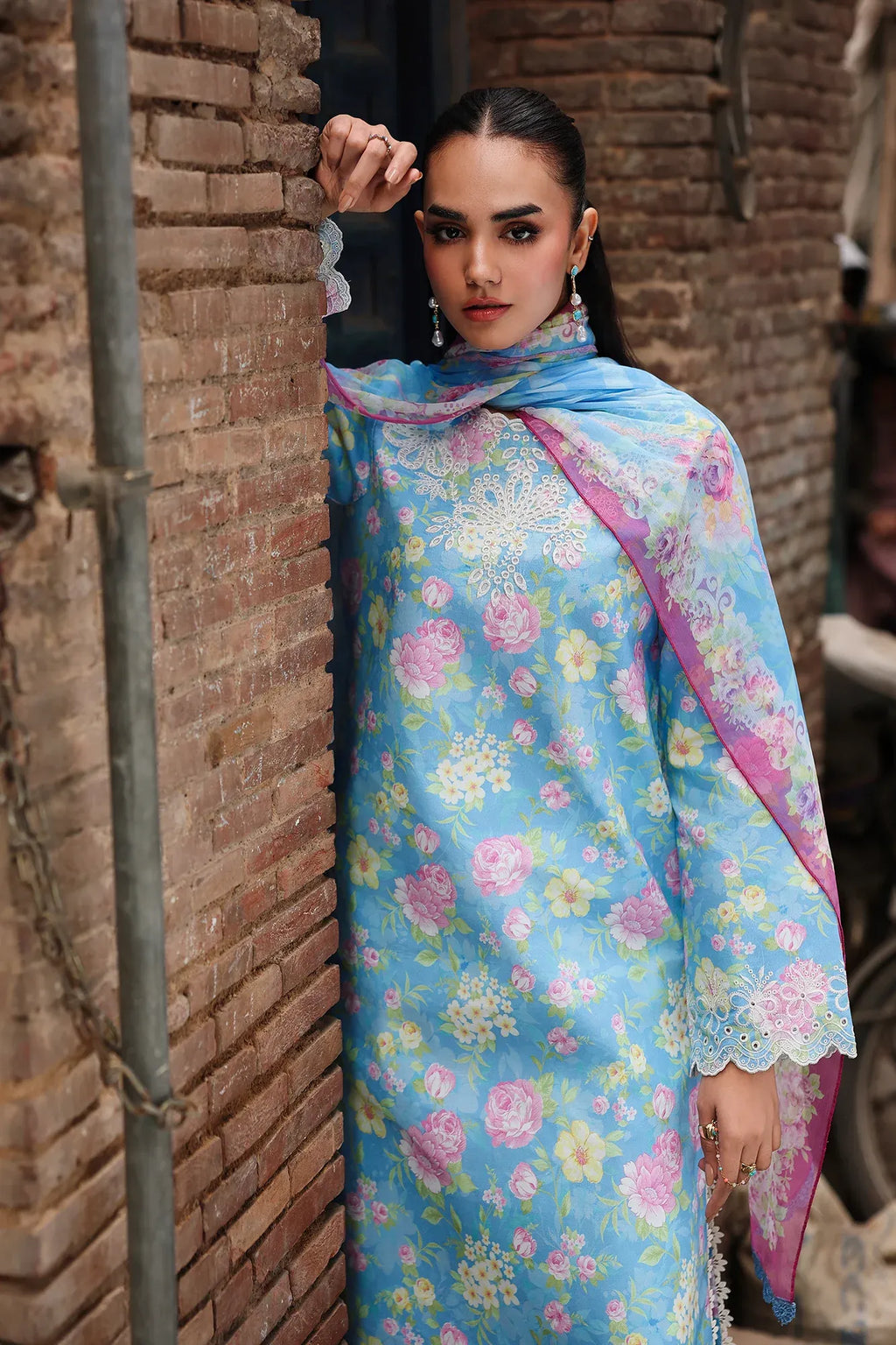 RAJBARI NISSA FLORAL SYMPHONY D-02