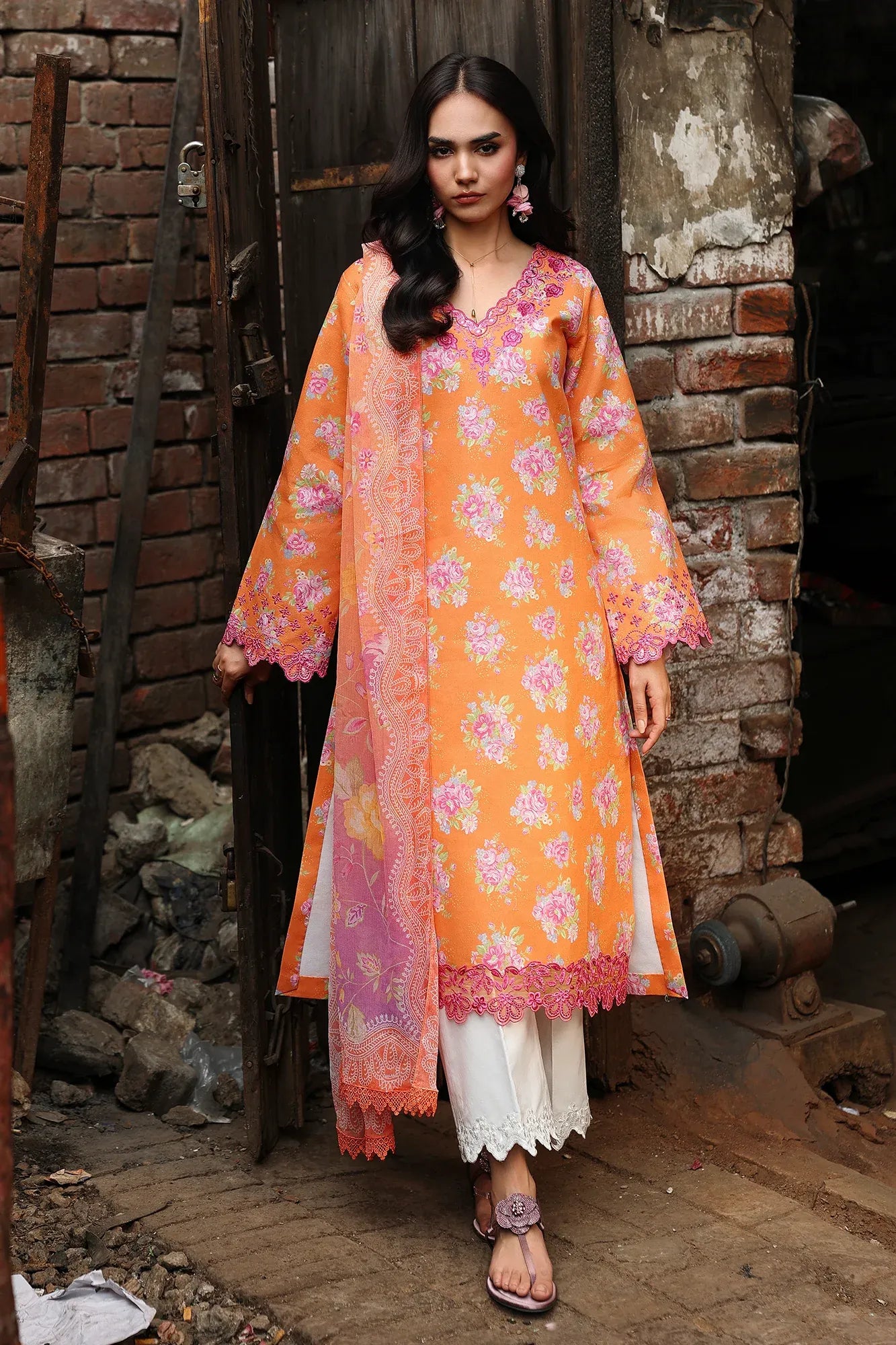 RAJBARI NISSA FLORAL SYMPHONY D-04