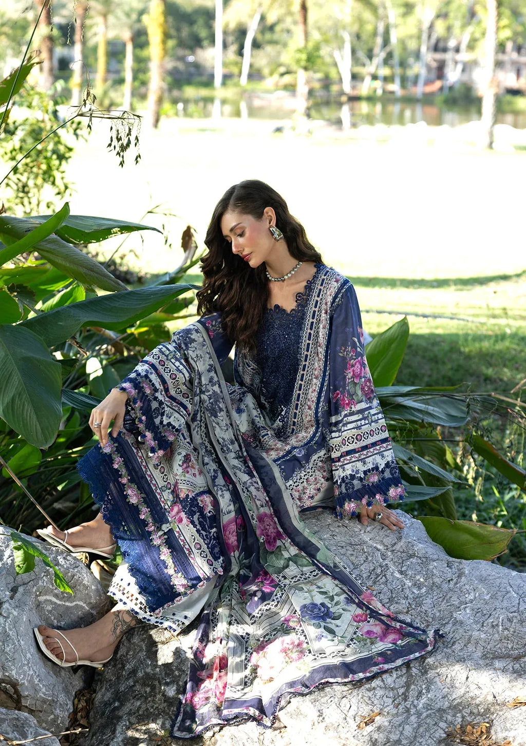 ELAF SIGNATURE EMBROIDERED COLLECTION ESA-2A