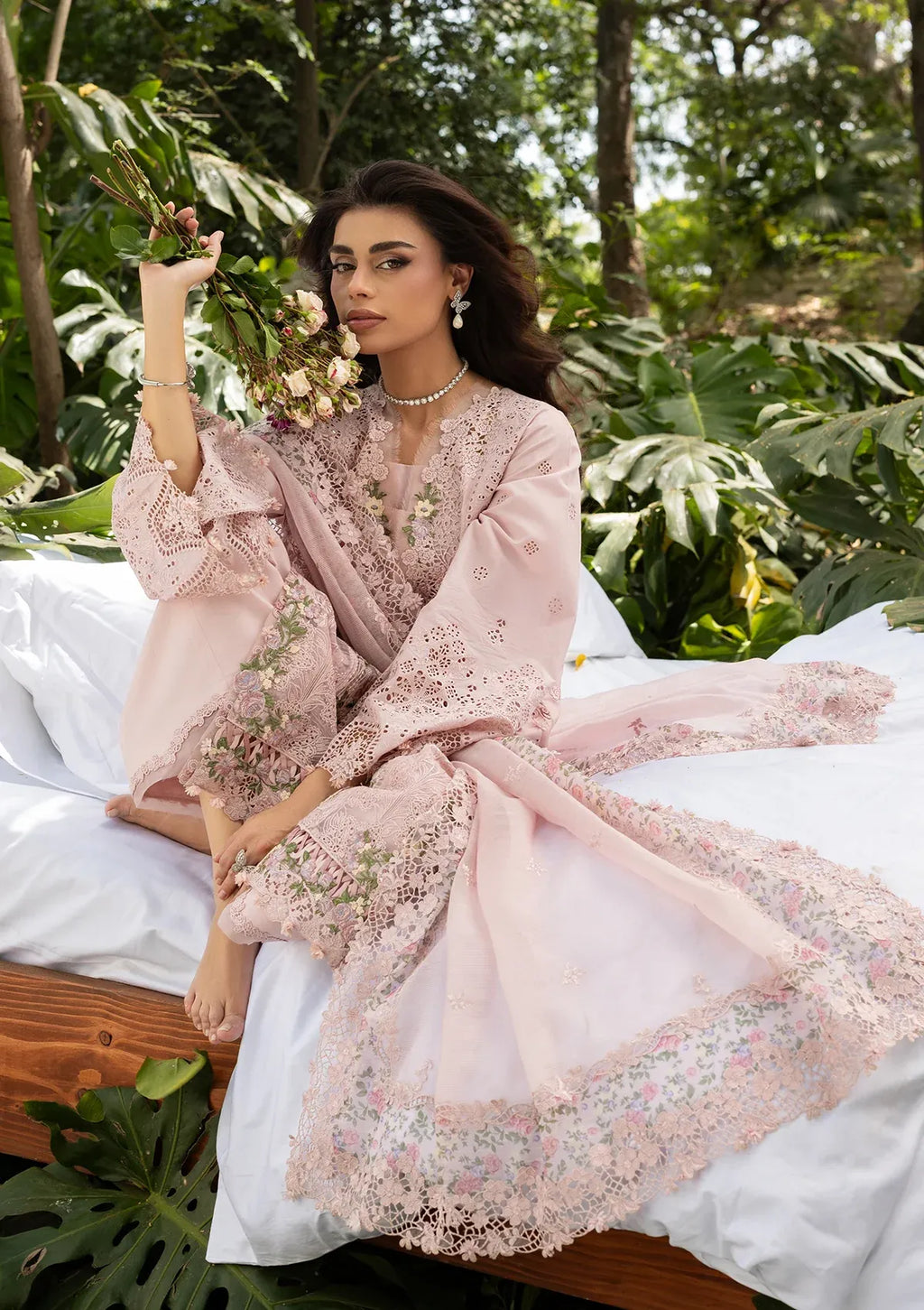 ELAF LUXURY LAWN UNSTITCHED ELQ-1B