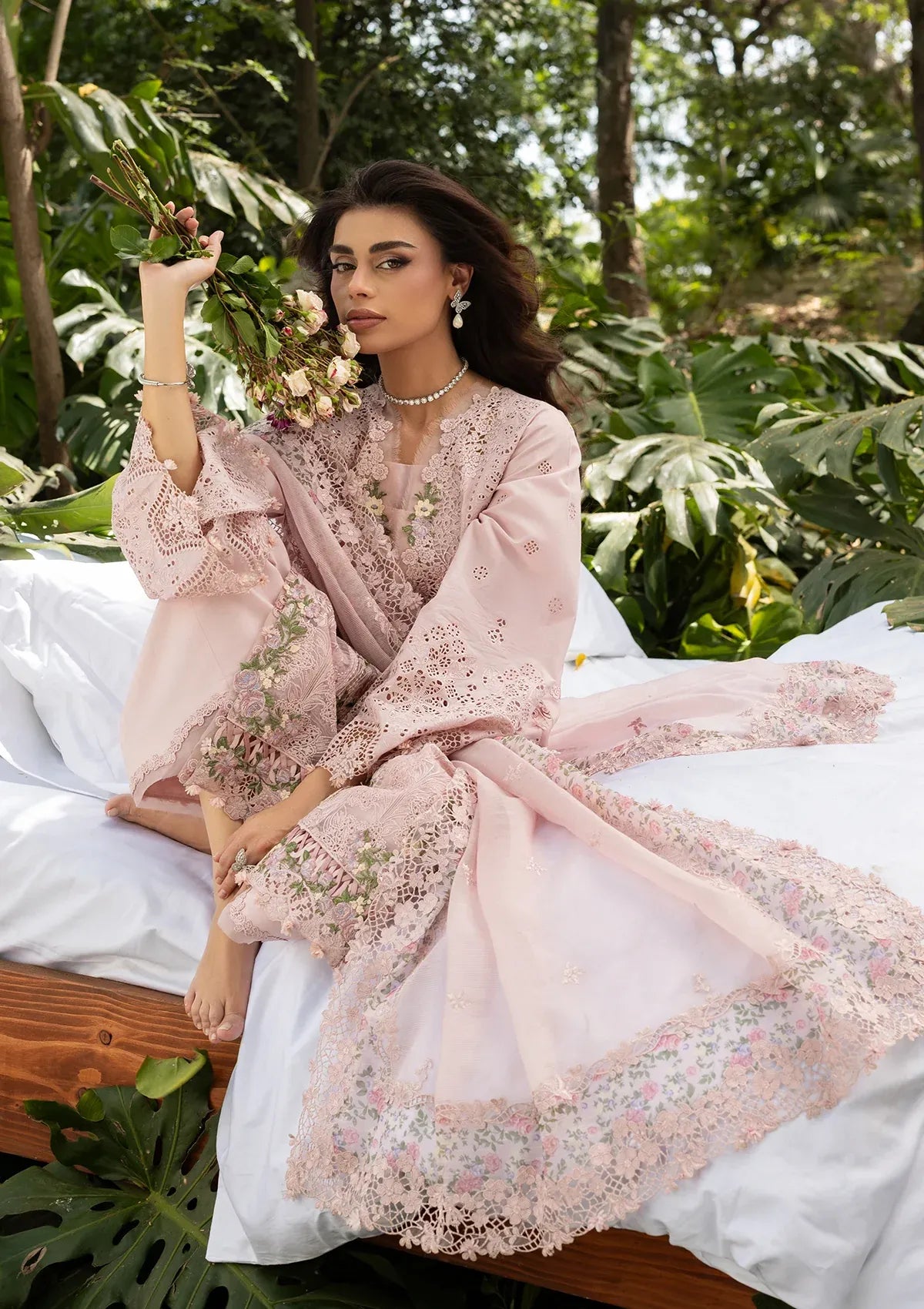 ELAF LUXURY LAWN UNSTITCHED ELQ-1B