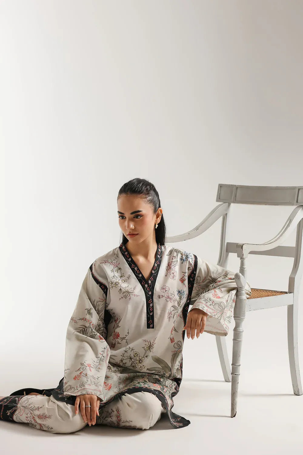 E8025-102-005 2PC ETHNIC