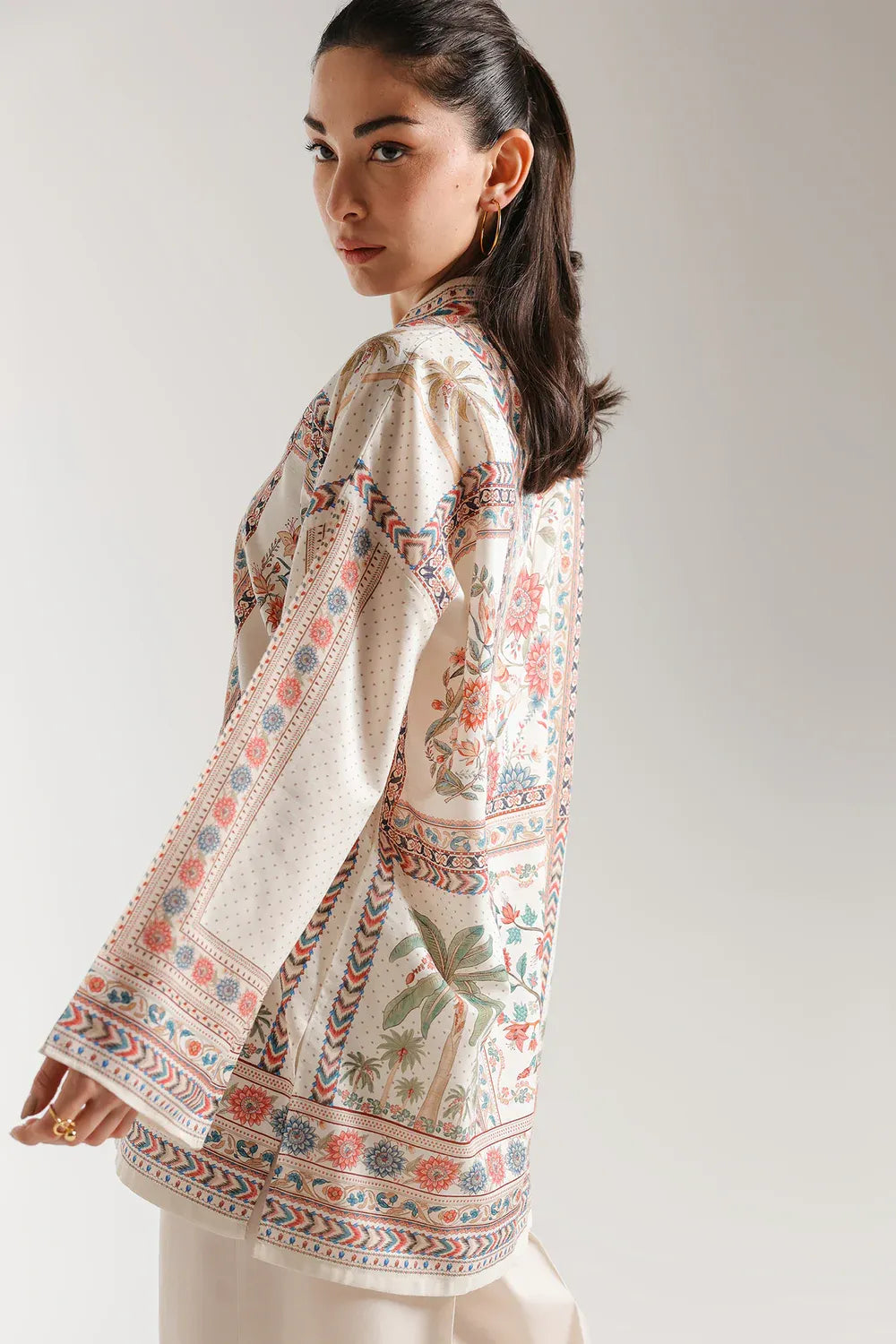 E8372-102-004 1PC ETHNIC