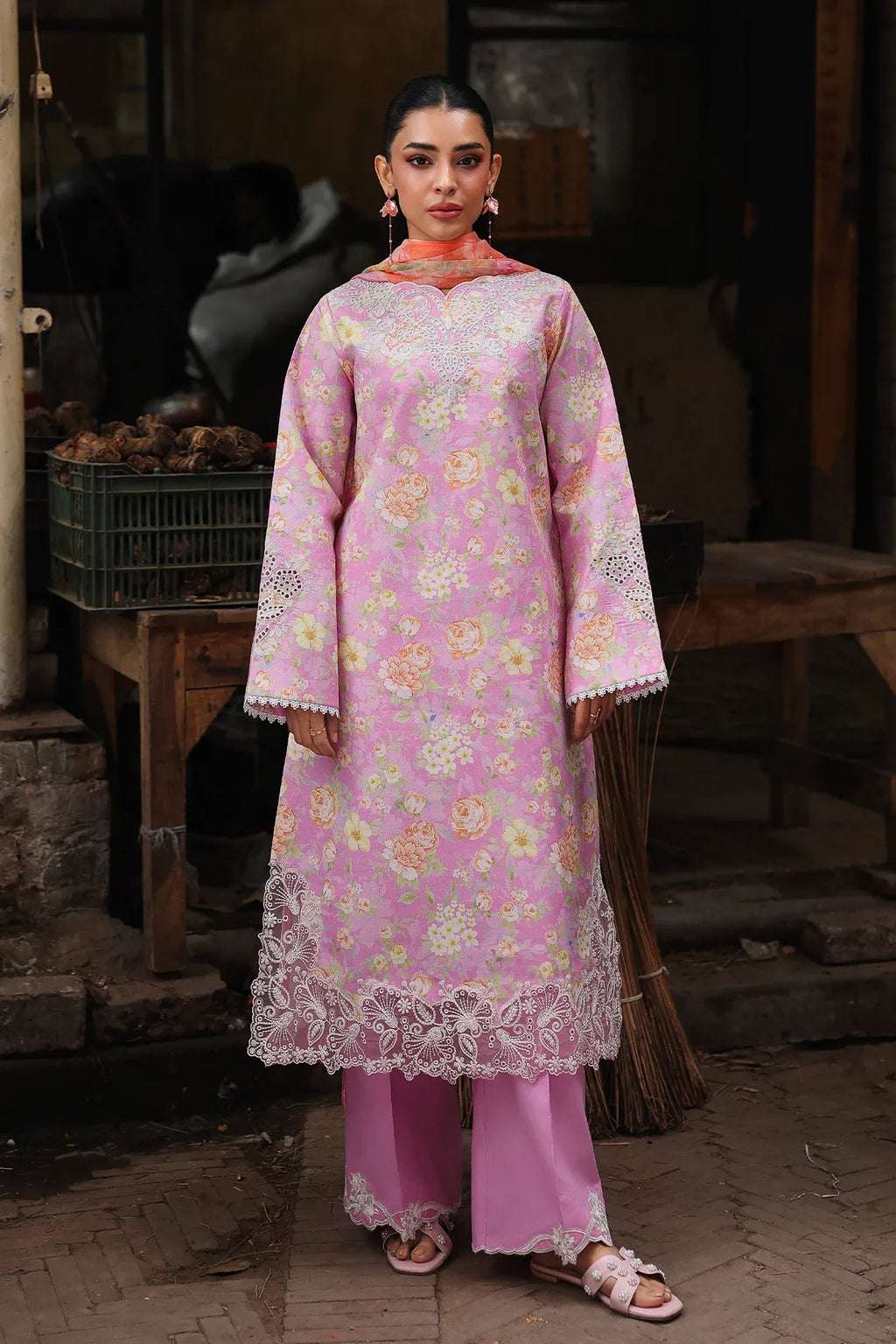RAJBARI NISSA FLORAL SYMPHONY D-03