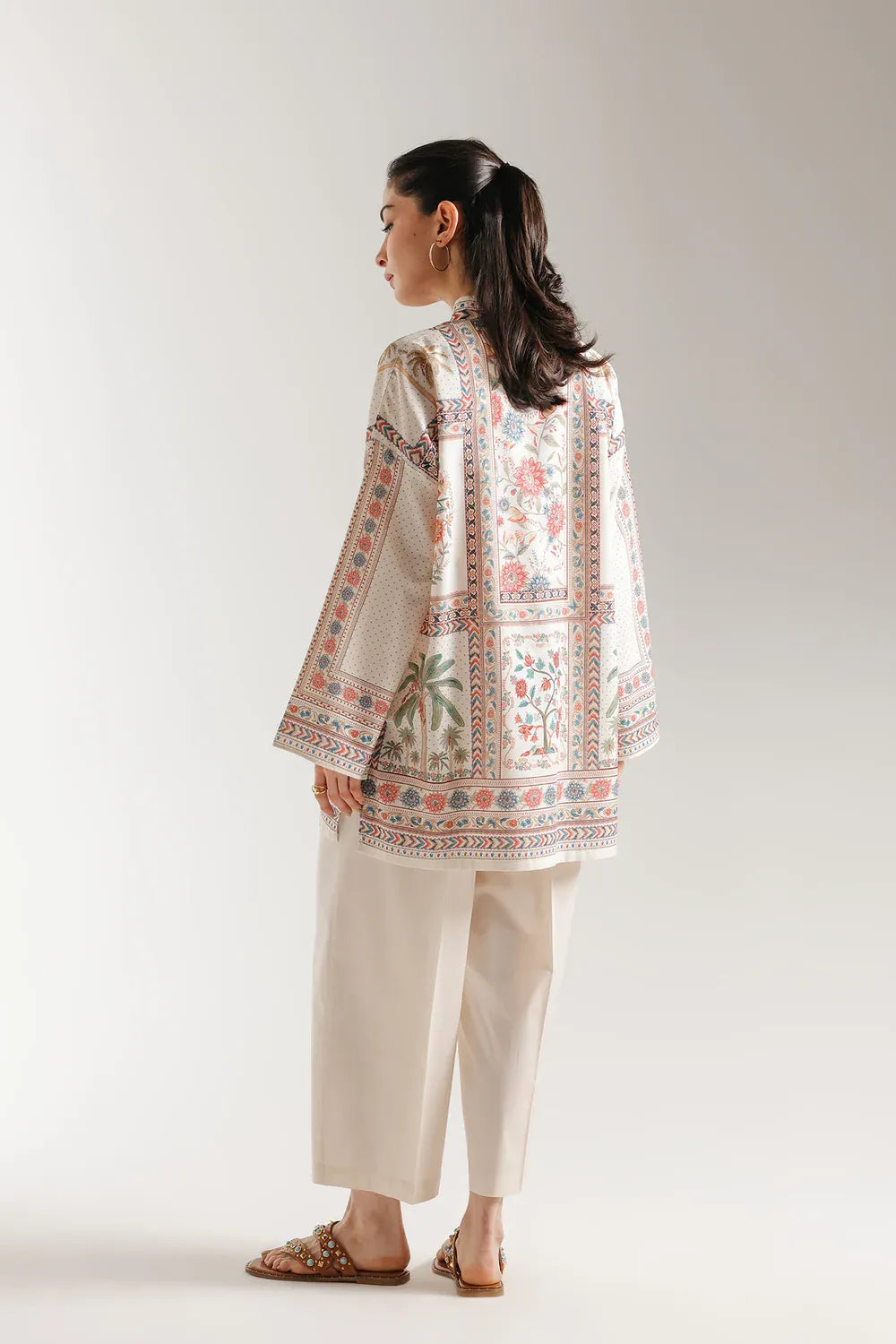 E8372-102-004 1PC ETHNIC